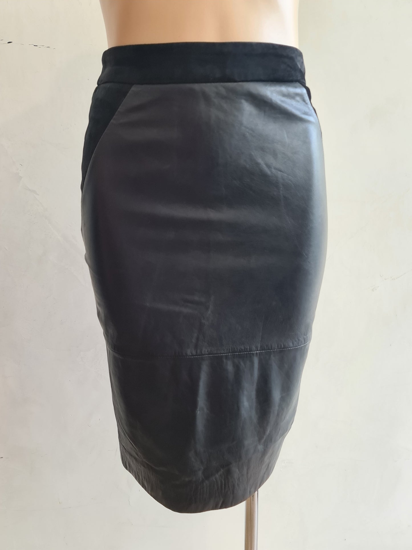 Vintage Alannah Hill Leather Skirt - size XS