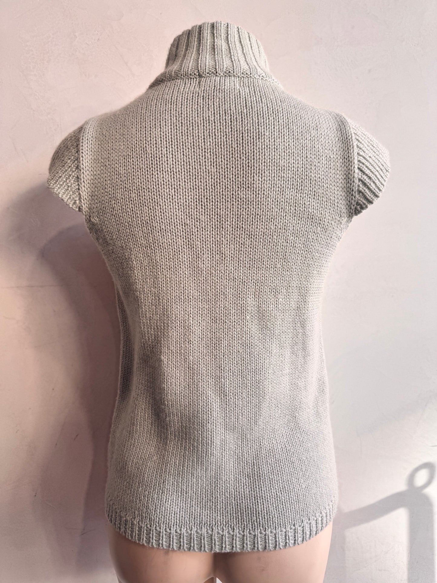 Inzagi Grey 50% wool knit top