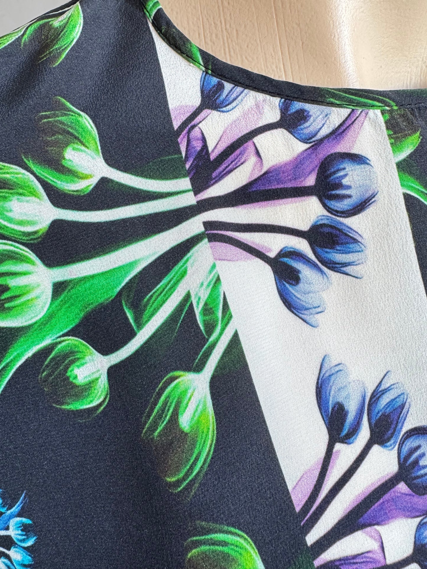 Lisa Ho Silk Print Blouse - size 10