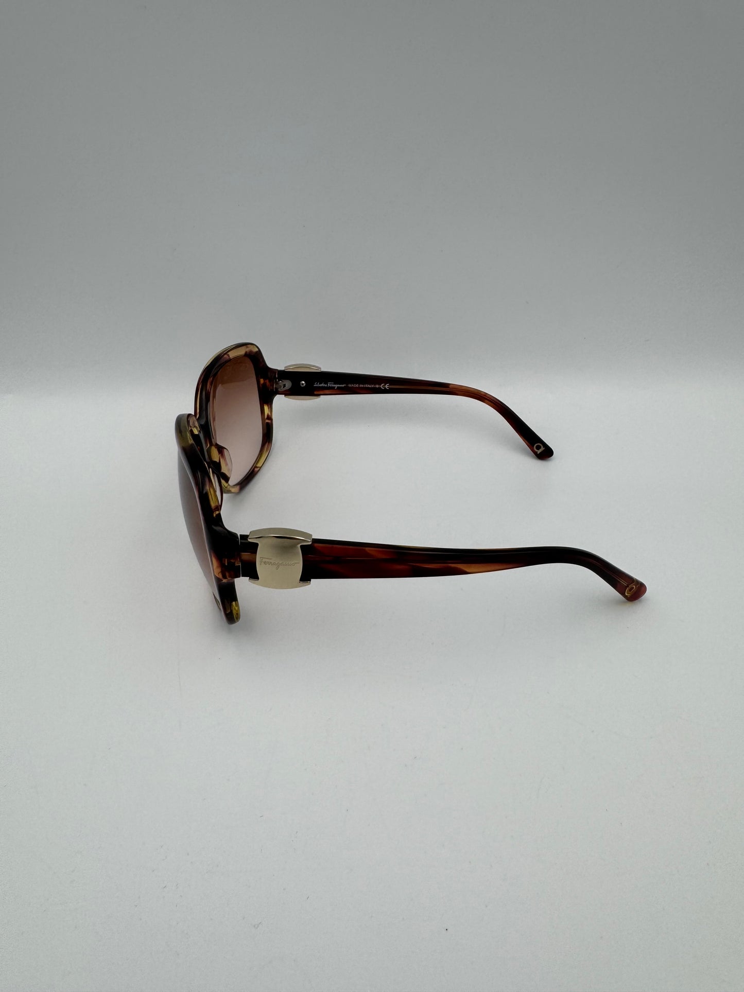 SALVATORE FERRAGAMO Sunglasses