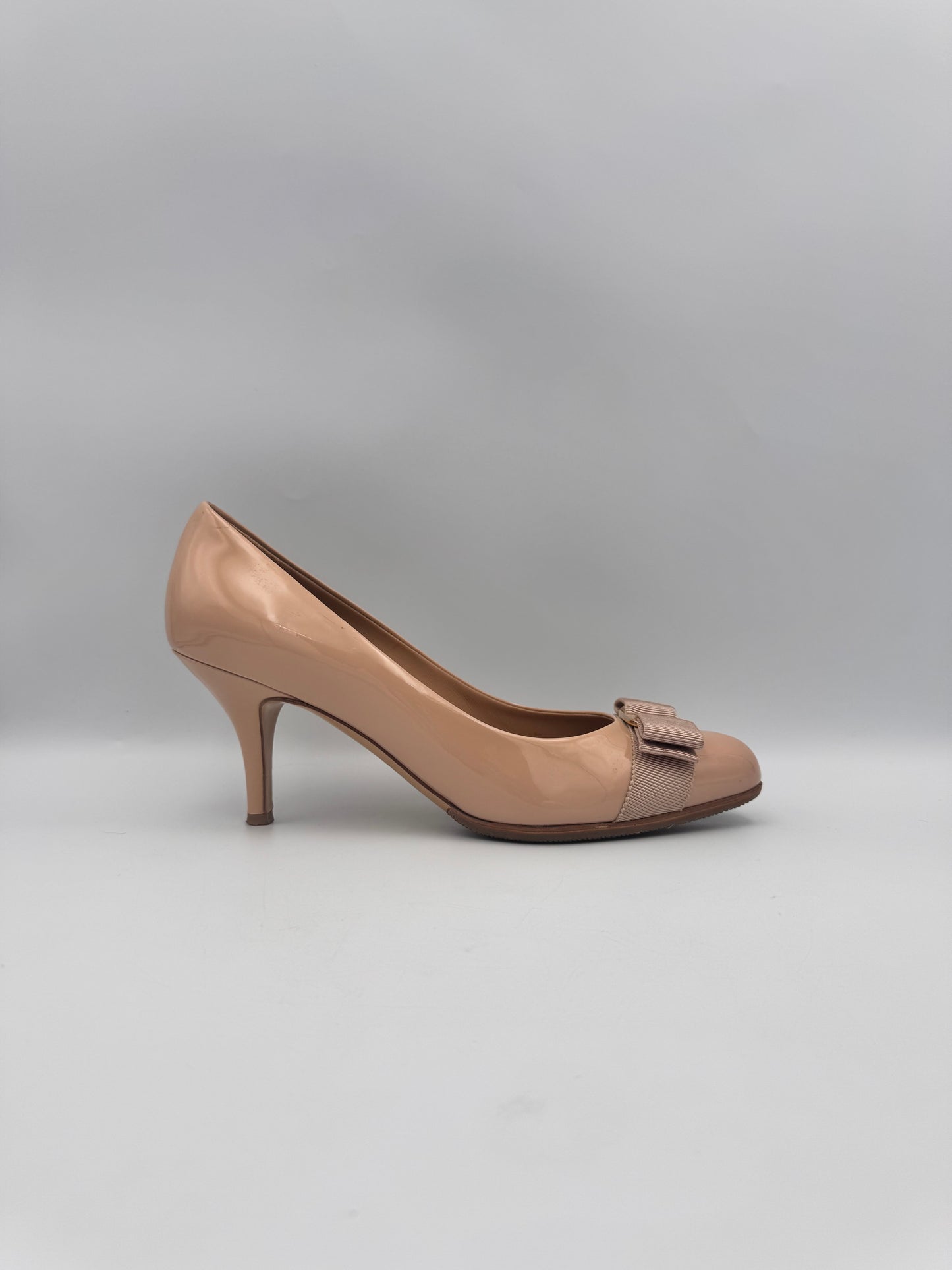 Salvatore Ferragamo Nude Patent Size 7.5
