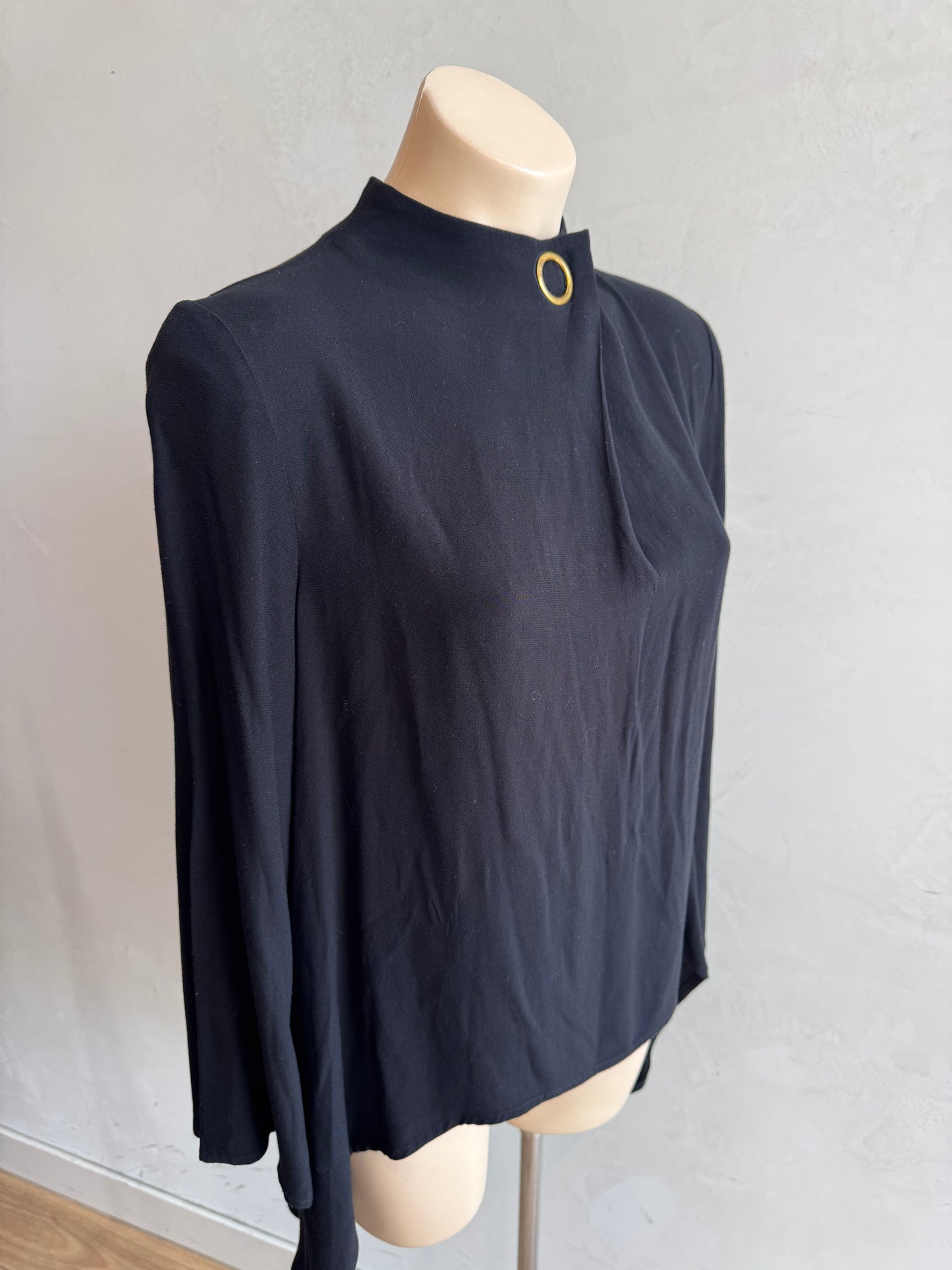 Finders black top - size XS