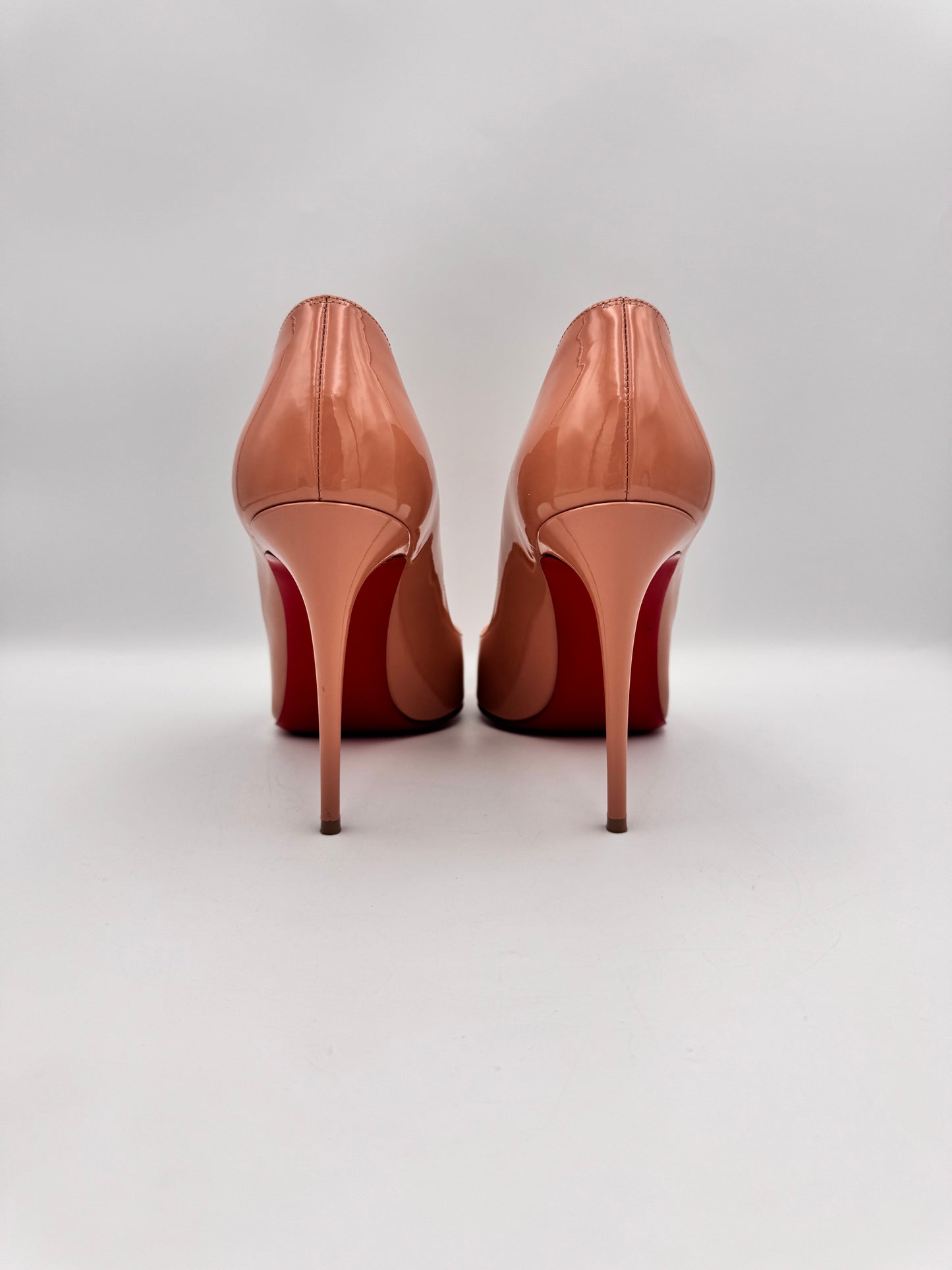CHRISTIAN LOUBOUTIN Nude Patent Heels Size 37.5