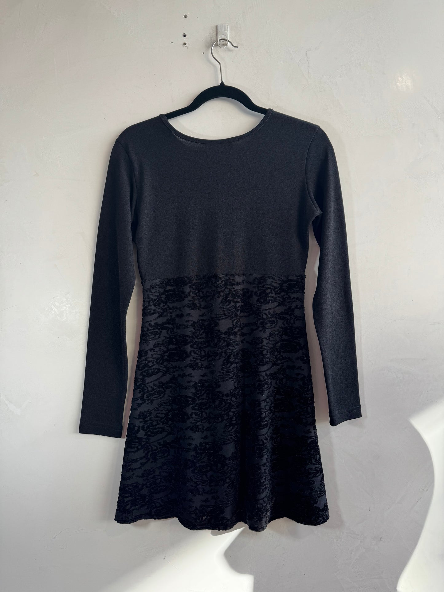 Vintage Twist little black dress - size s