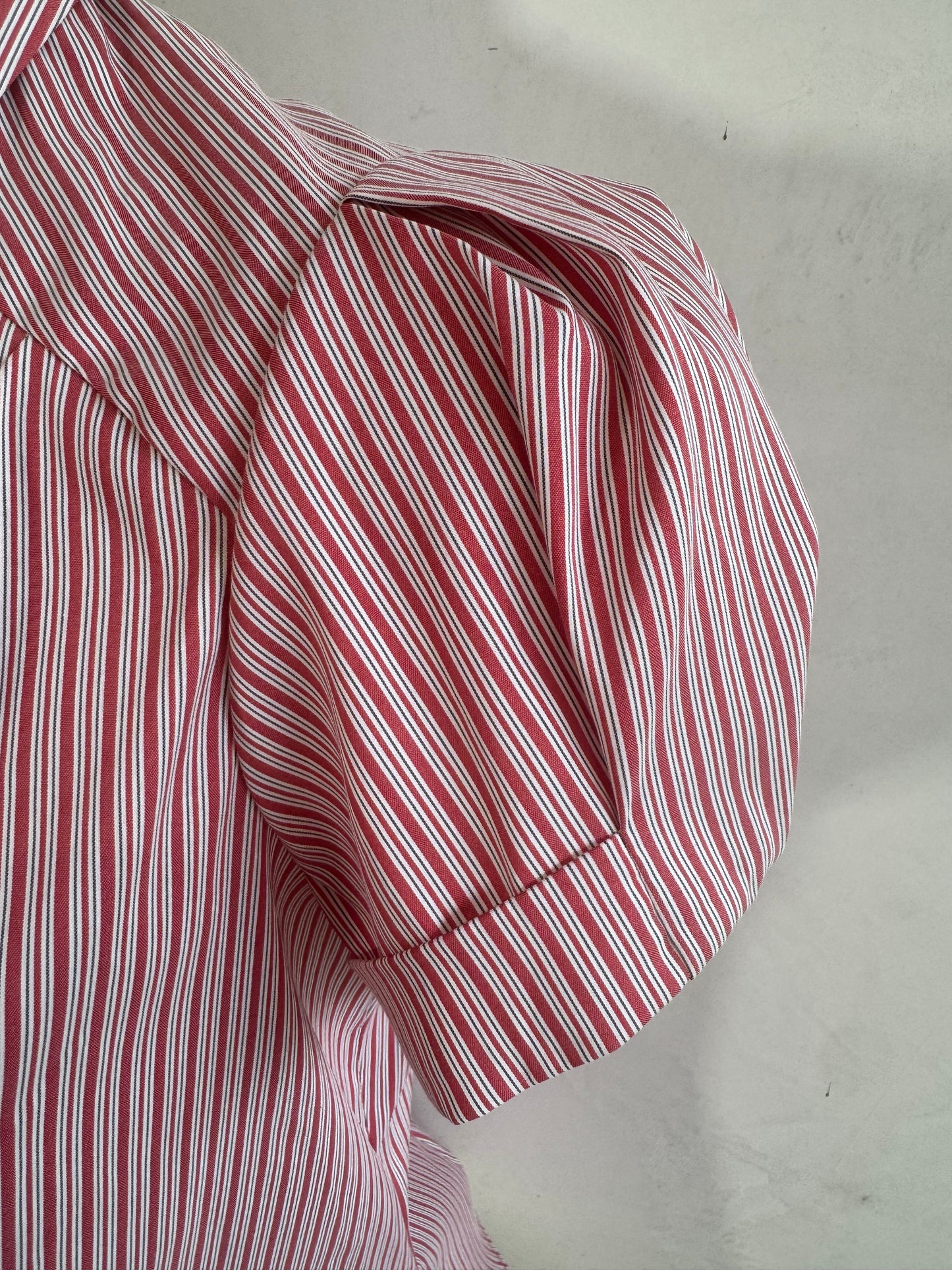 Cue Short Sleeve Red Striped Top - size 10