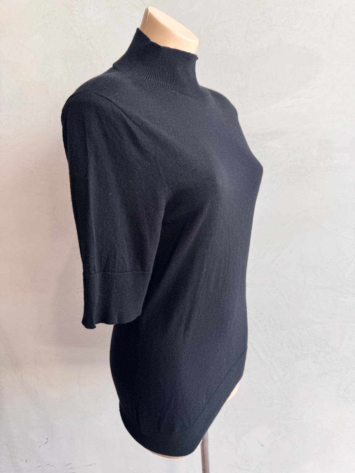 Country Road Black Wool Silk Knit - size L