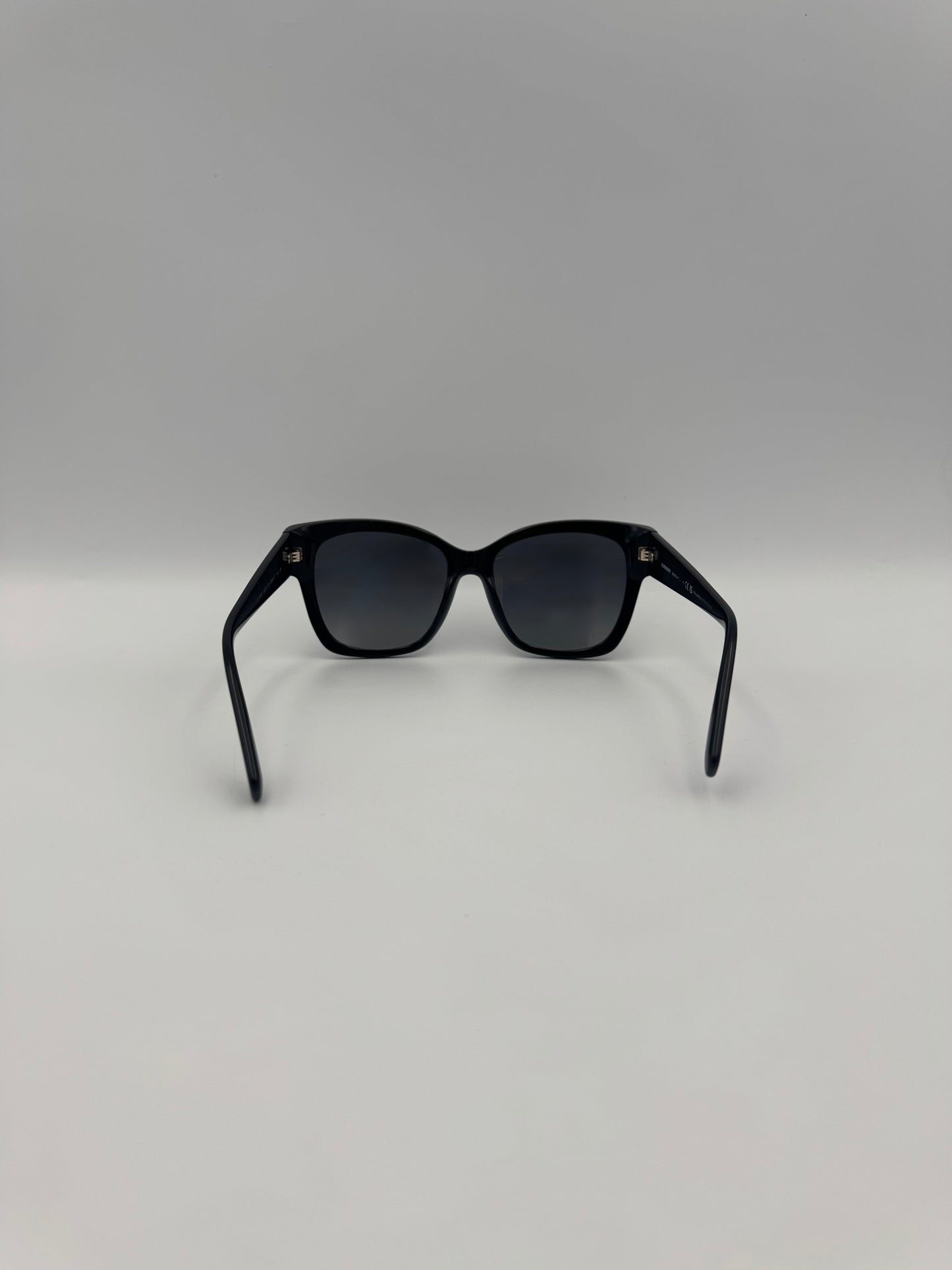 BURBERRY SUNGLASSES with Full Set