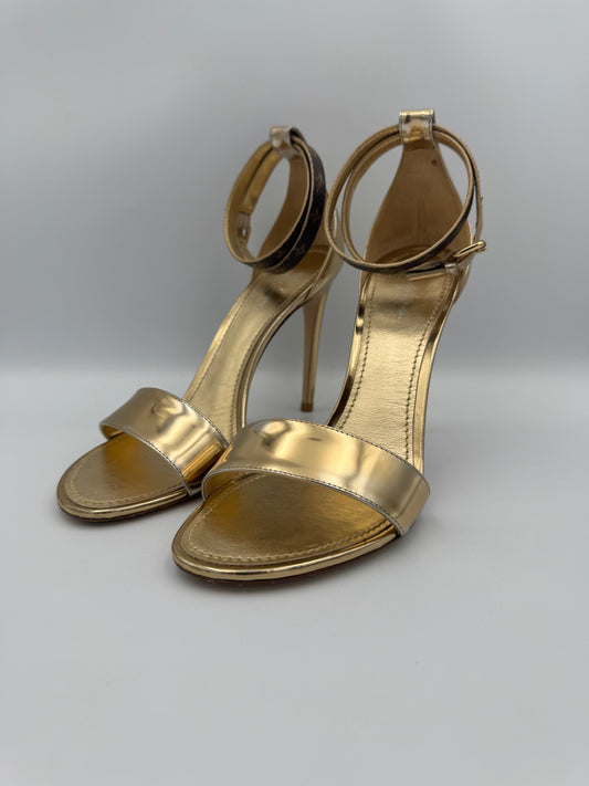 LOUIS VUITTON Gold Strappy Heels 38.5