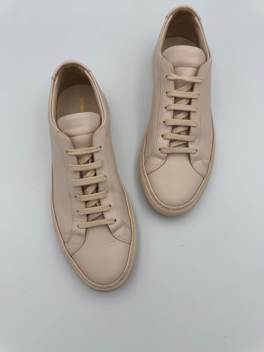 Common Projects Original Achilles Low Sneaker in Blush Size 39