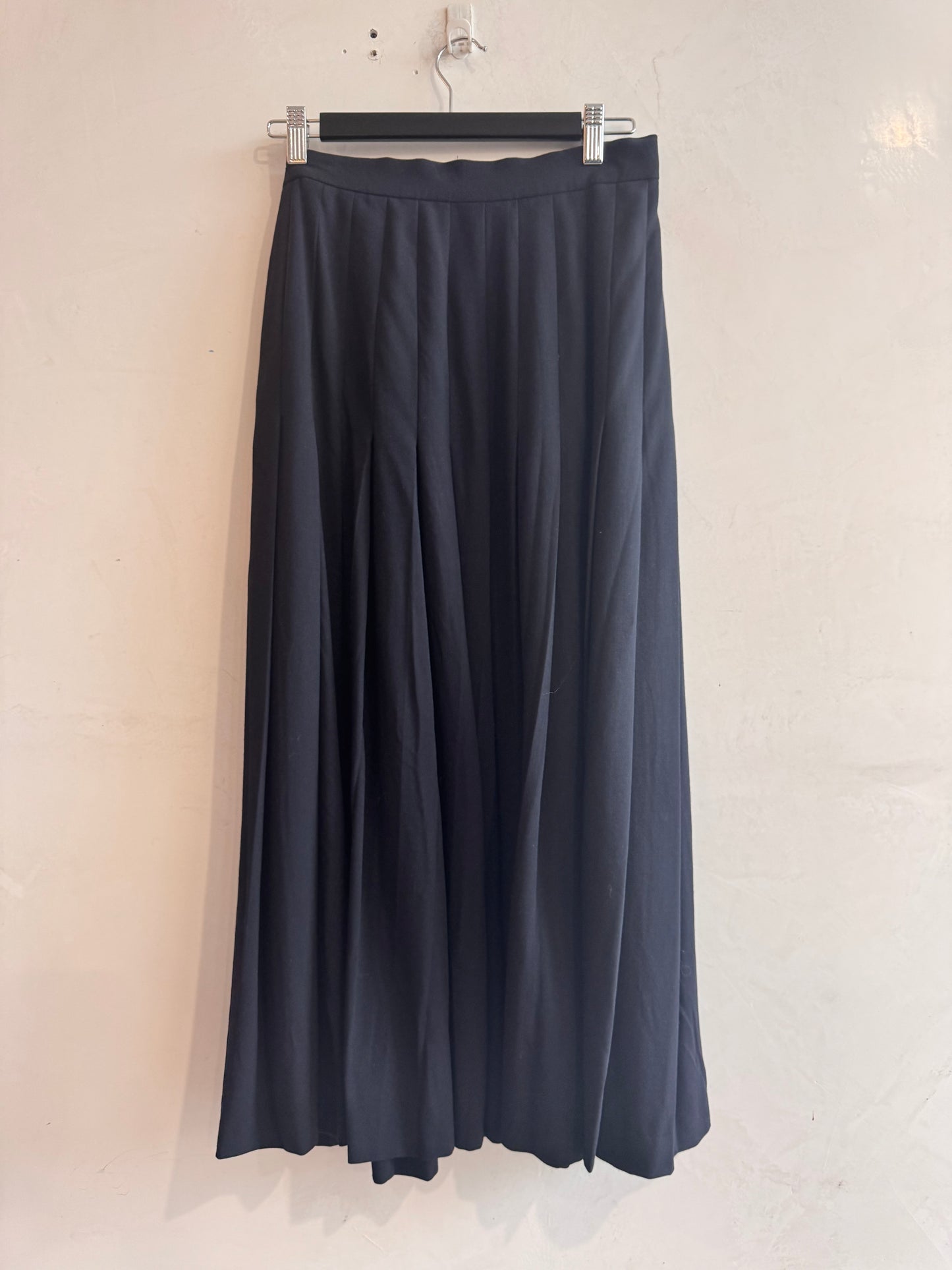 Vintage Escada Black Pleated Wool Maxi Skirt - size S