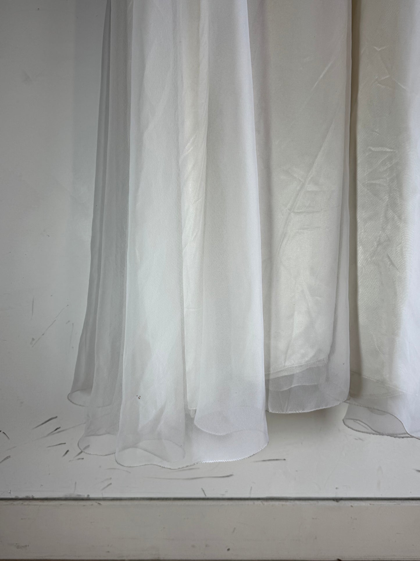 Vintage Dress Circle white wedding gown - size xs