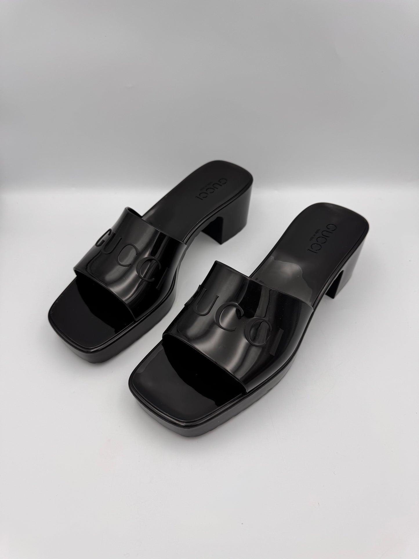 GUCCI Black Rubber Platform Sandals Size 39