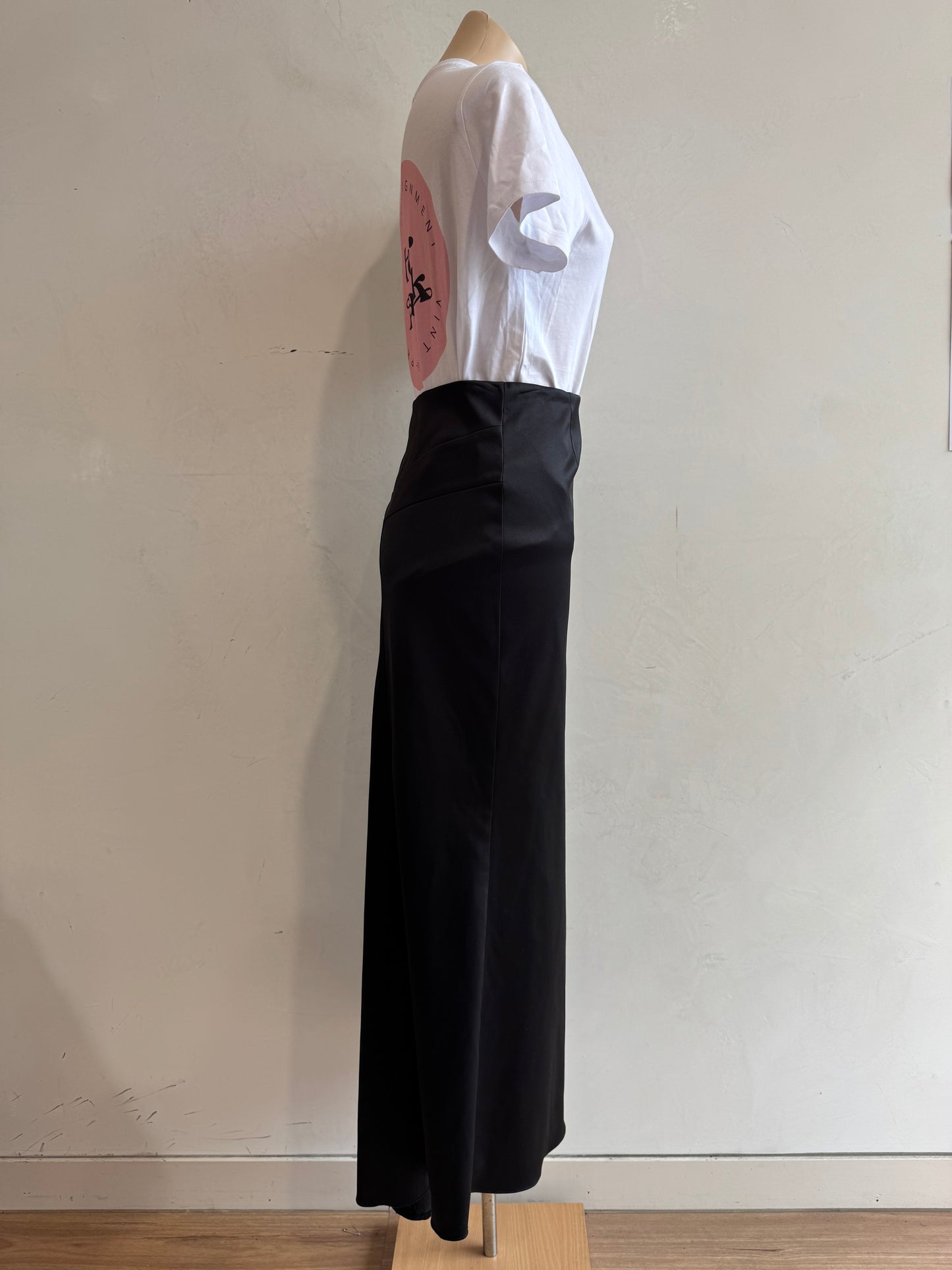 Vintage Events black evening maxi skirt - size 6