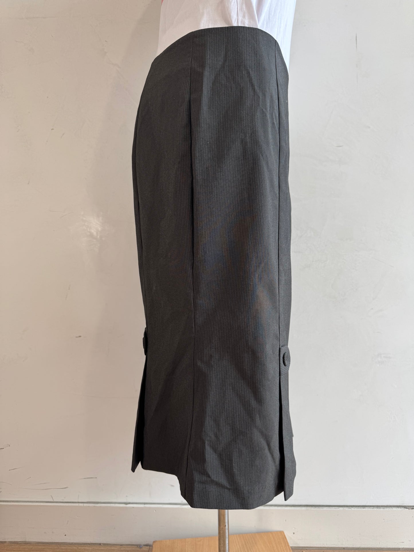 Vintage Cue Pinstripe Skirt - size 12