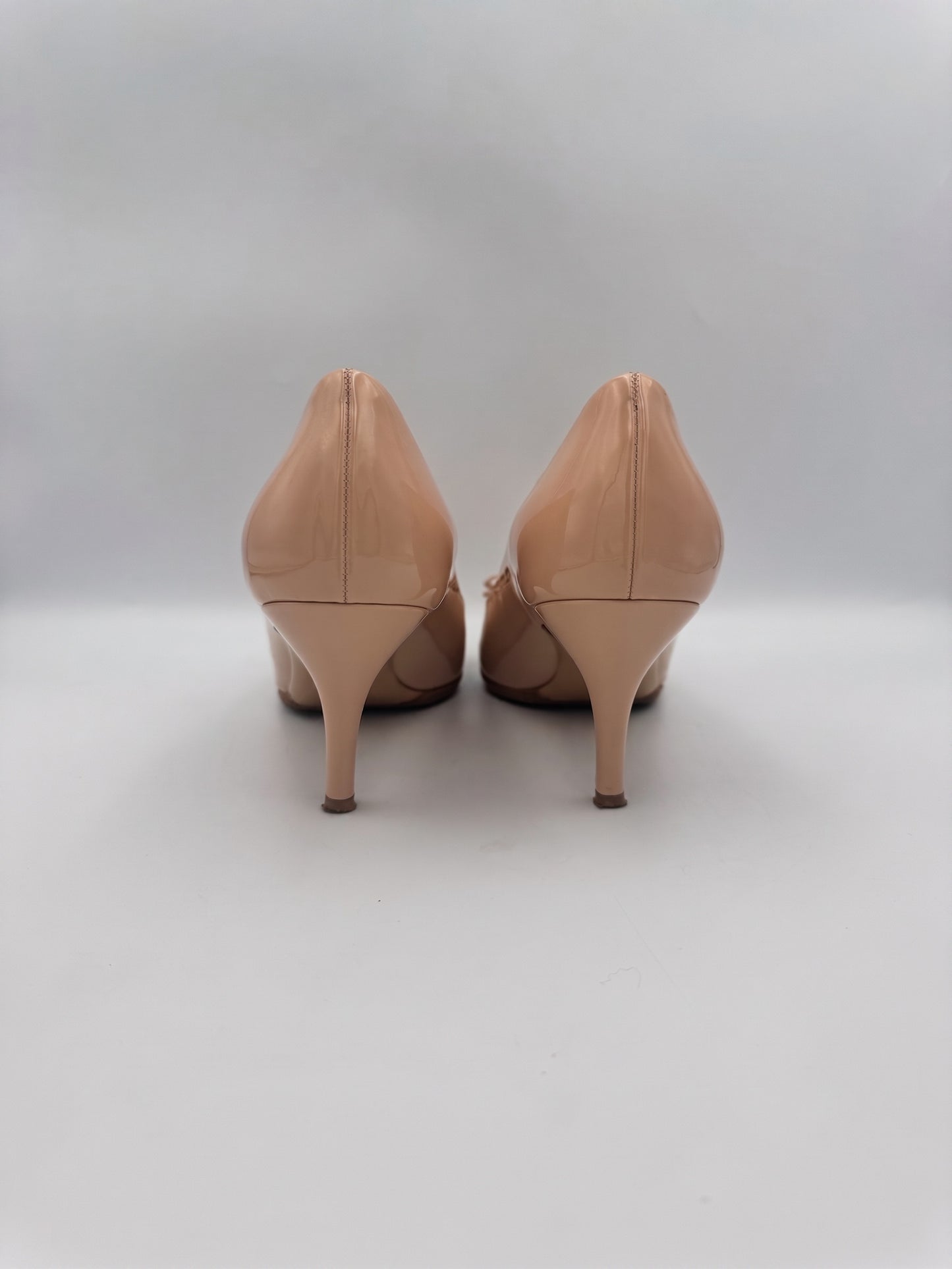 Brown Salvatore Ferragamo Carla Beige Patent Leather Pumps Size UK 5 Size
