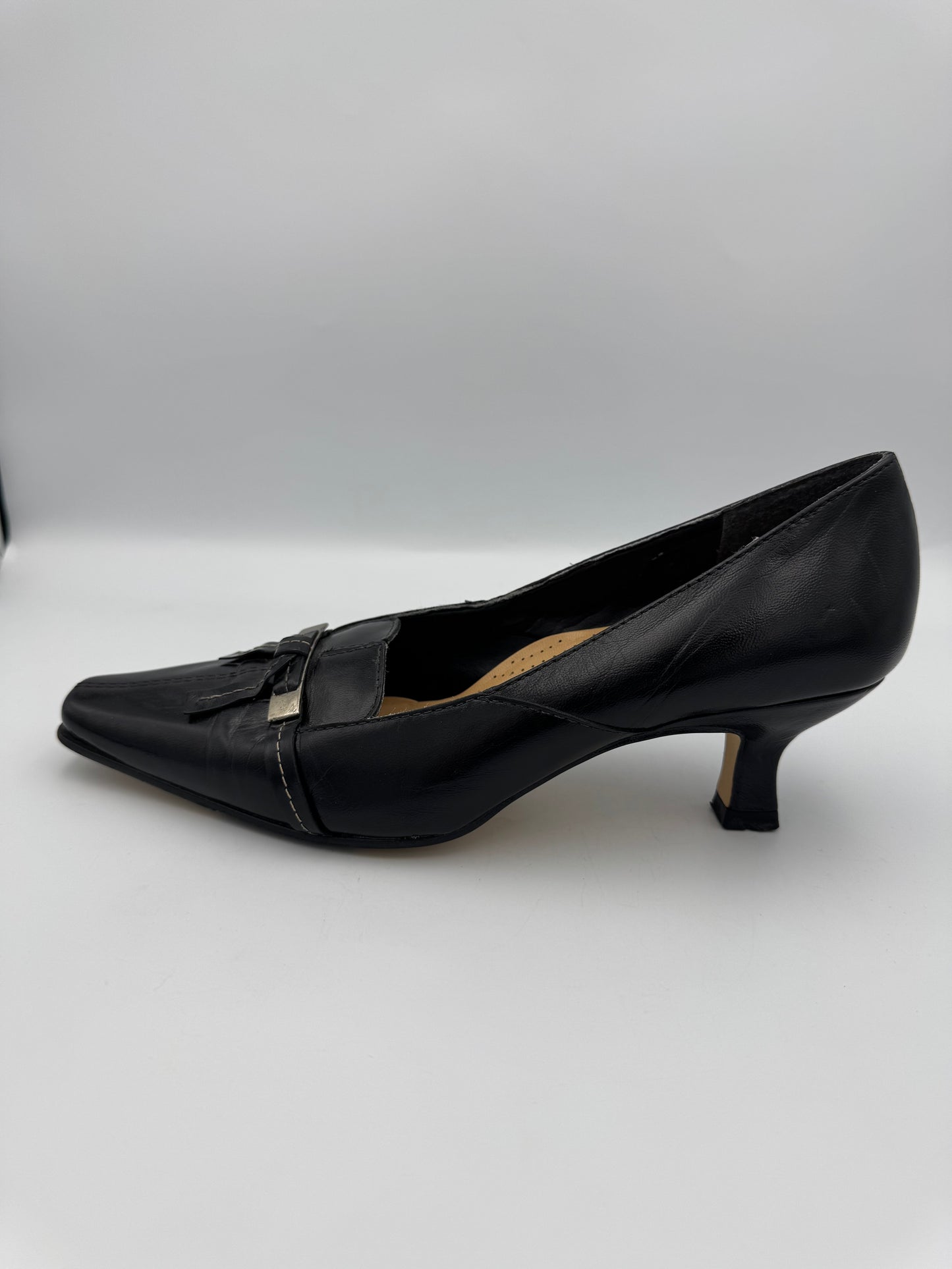 Vintage Easy Steps Black Pumps - size 7