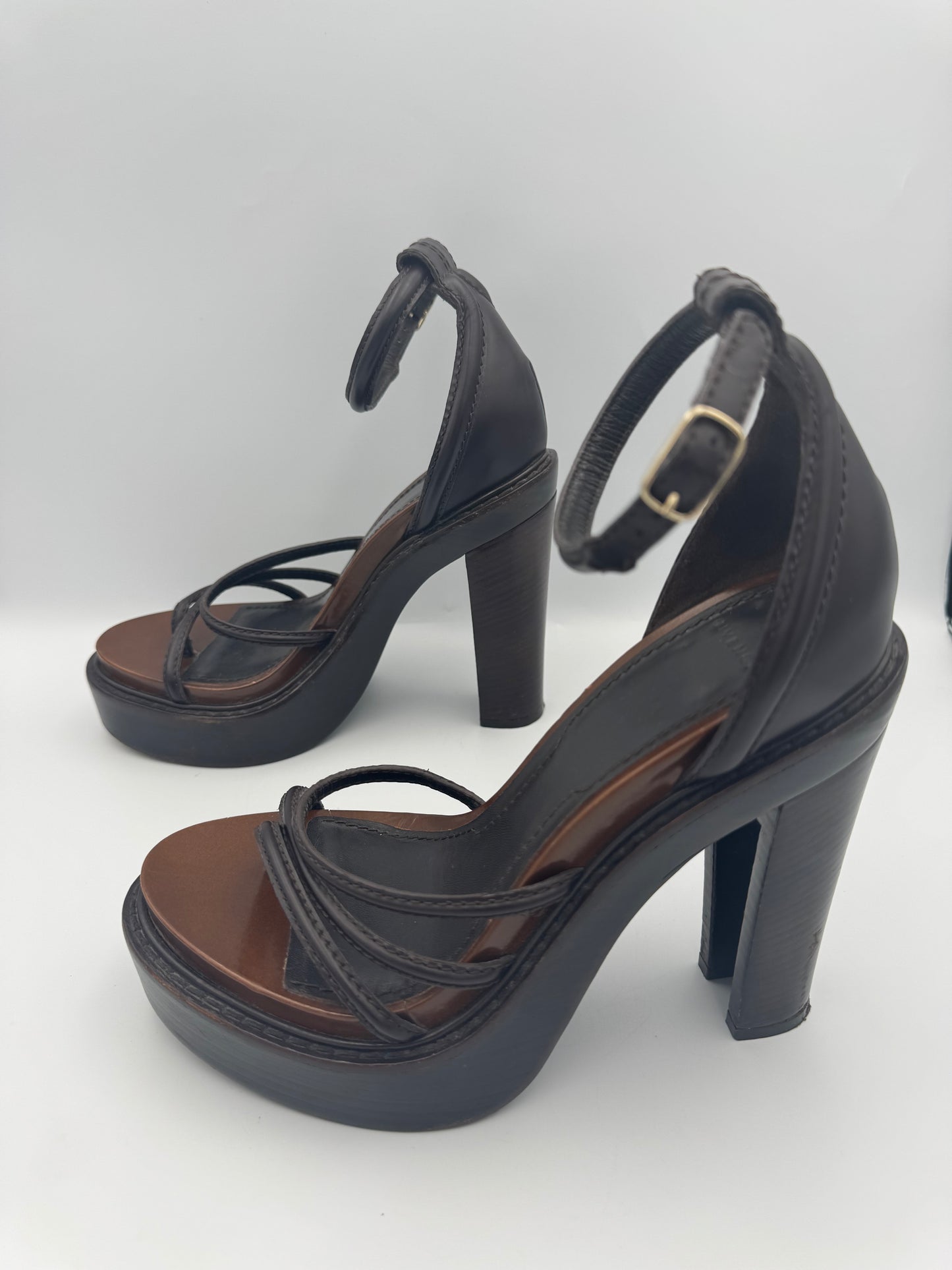 GIVENCHY SANDALS size 40