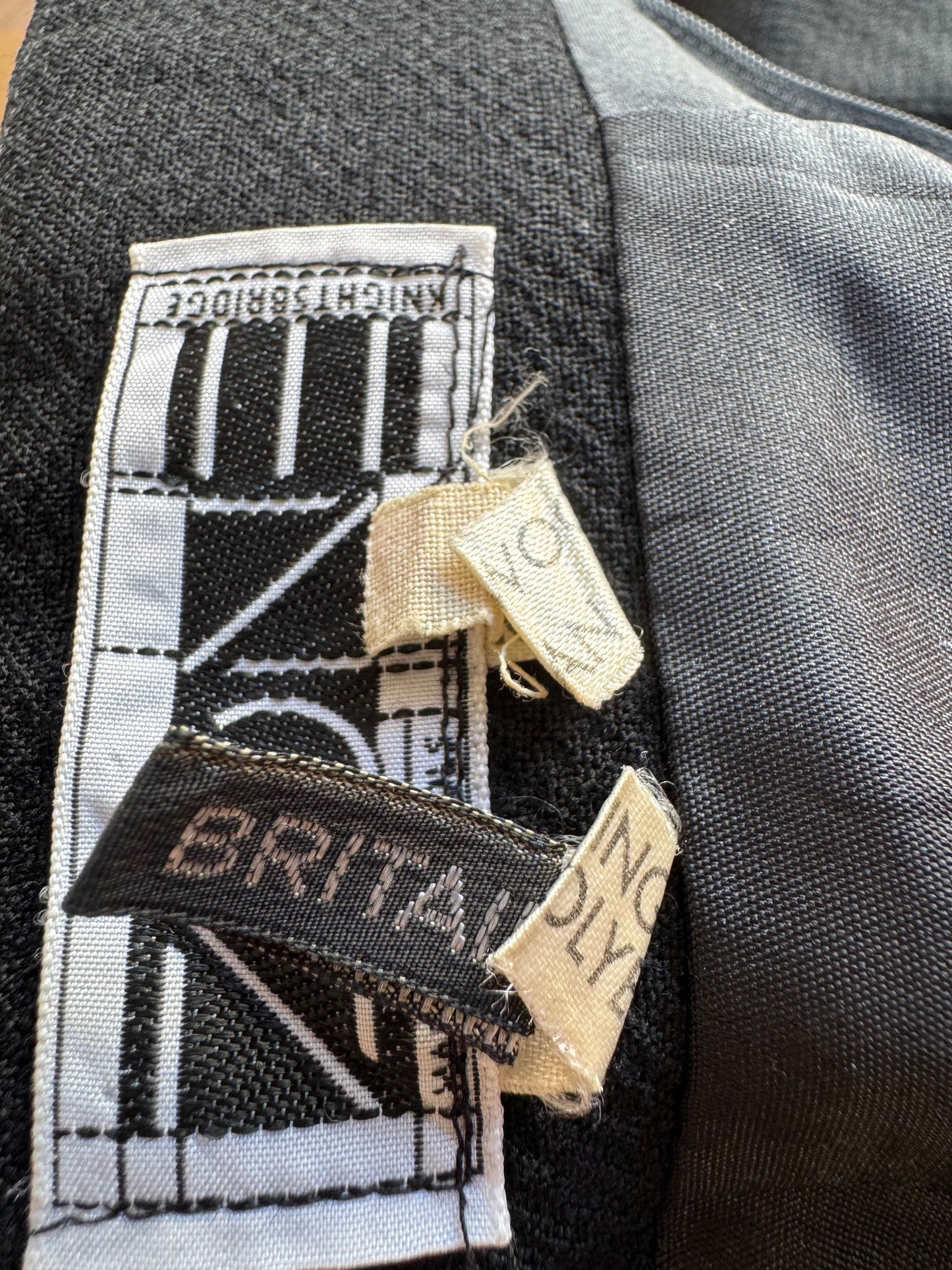 Vintage Zone black high waisted wool Skirt - size S