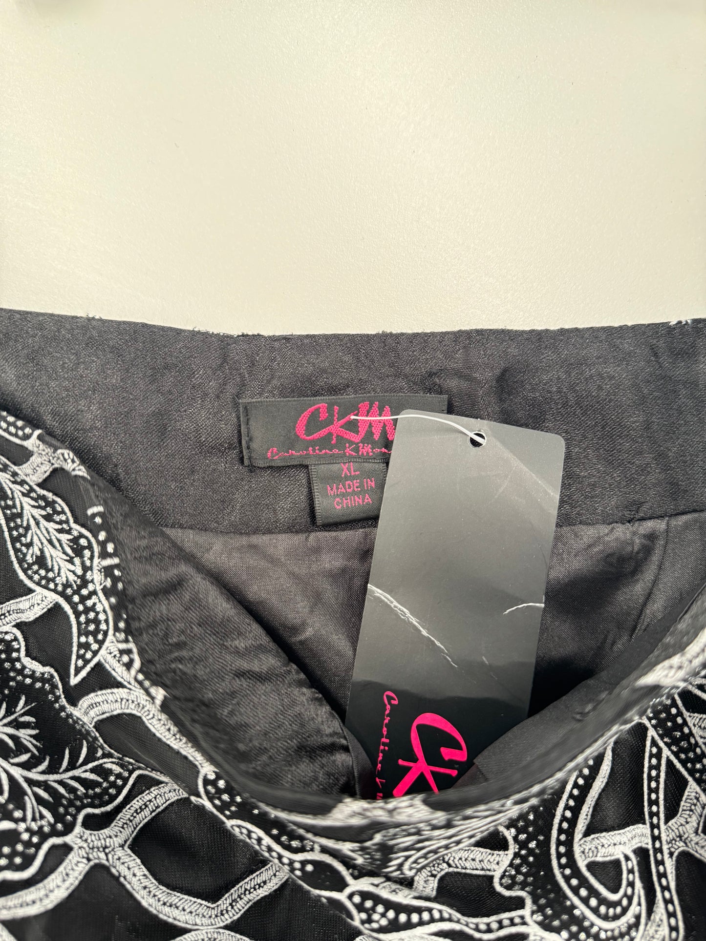 Vintage CKM black printed midi skirt - Size 16