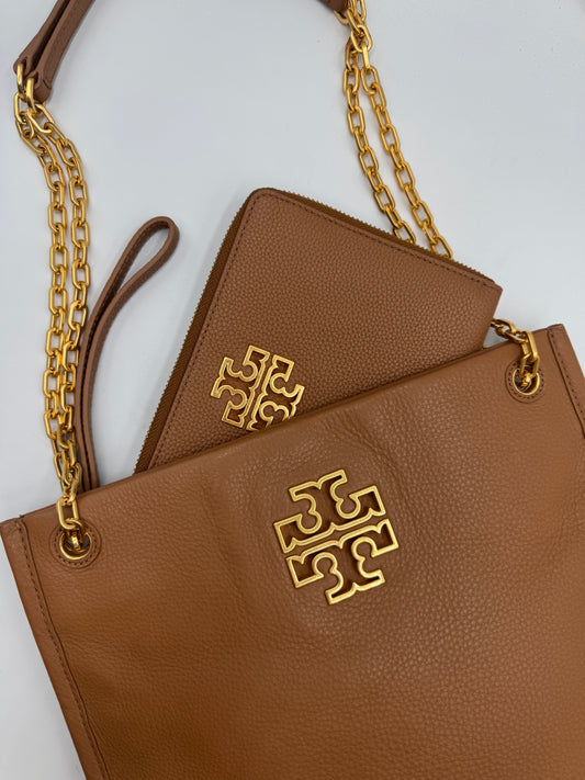 TORY BURCH Medium Shoulder Bag and Large Zip Pouch