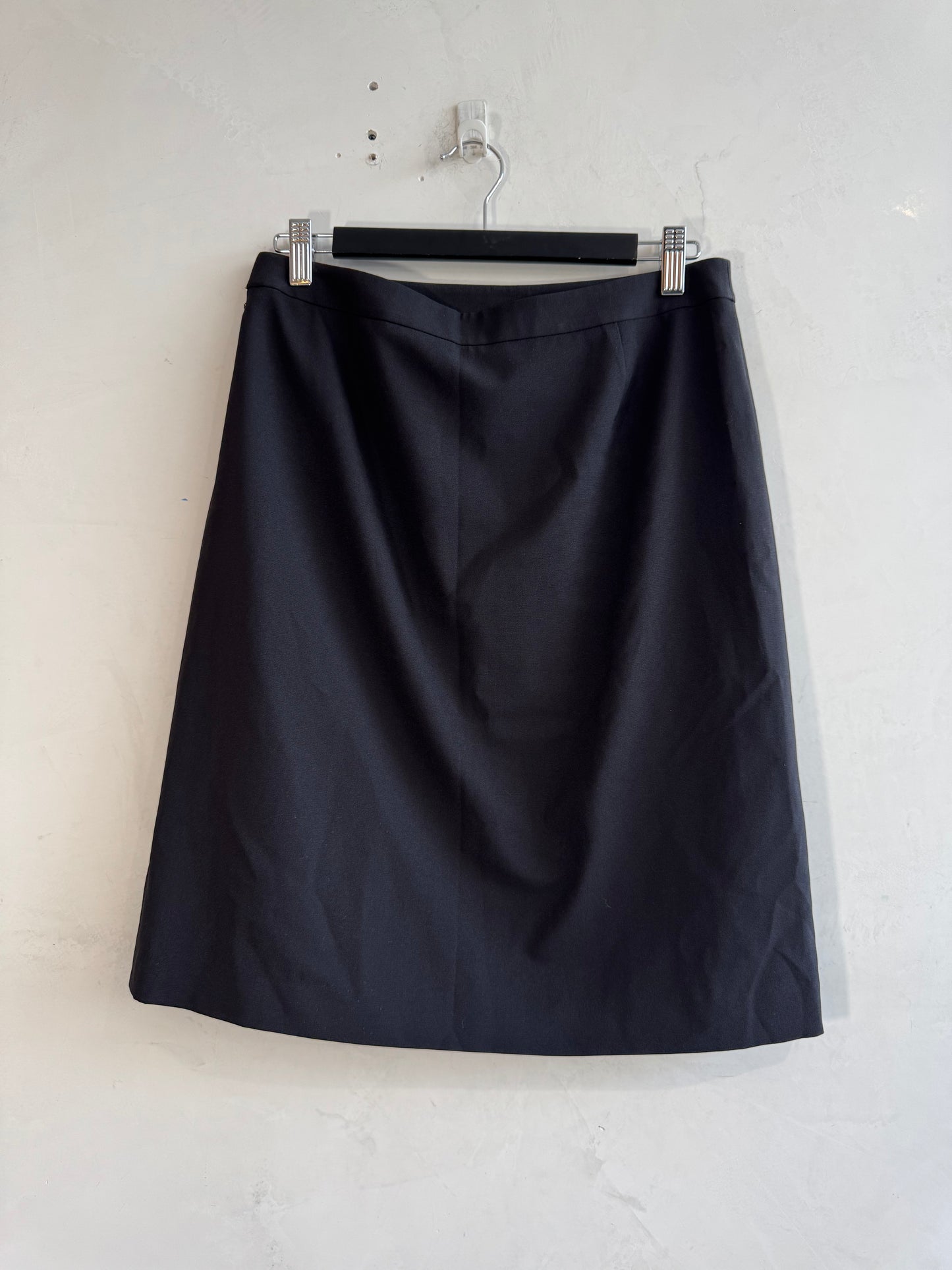 G2000 Black Pleated Skirt - size 9
