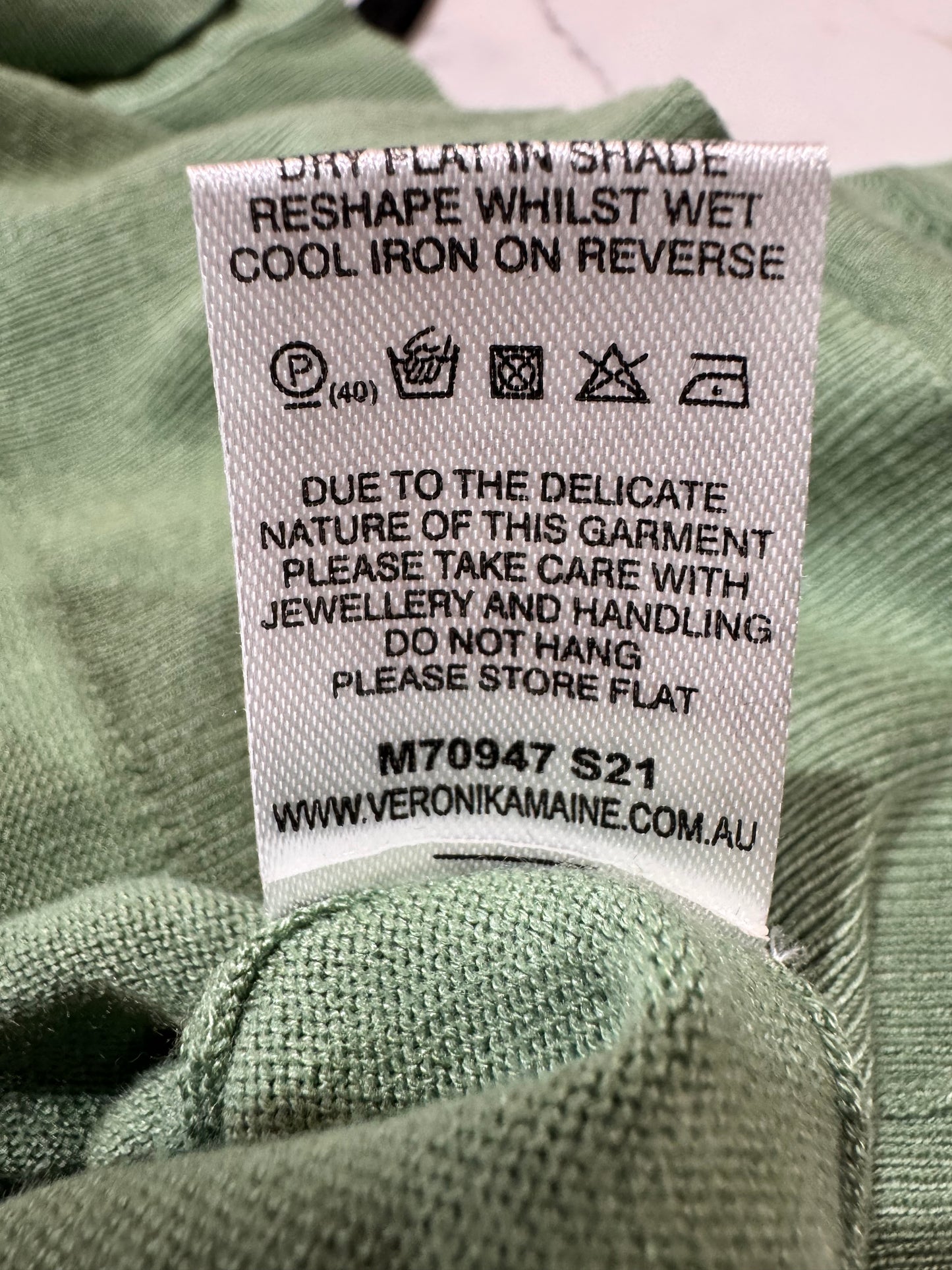 Veronika Maine green cardigan - size L