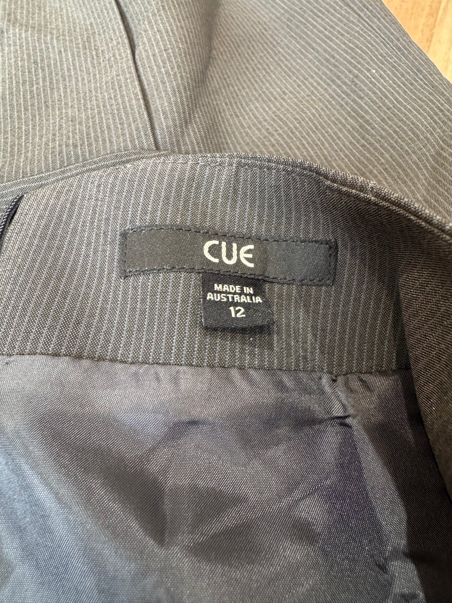 Vintage Cue Pinstripe Skirt - size 12