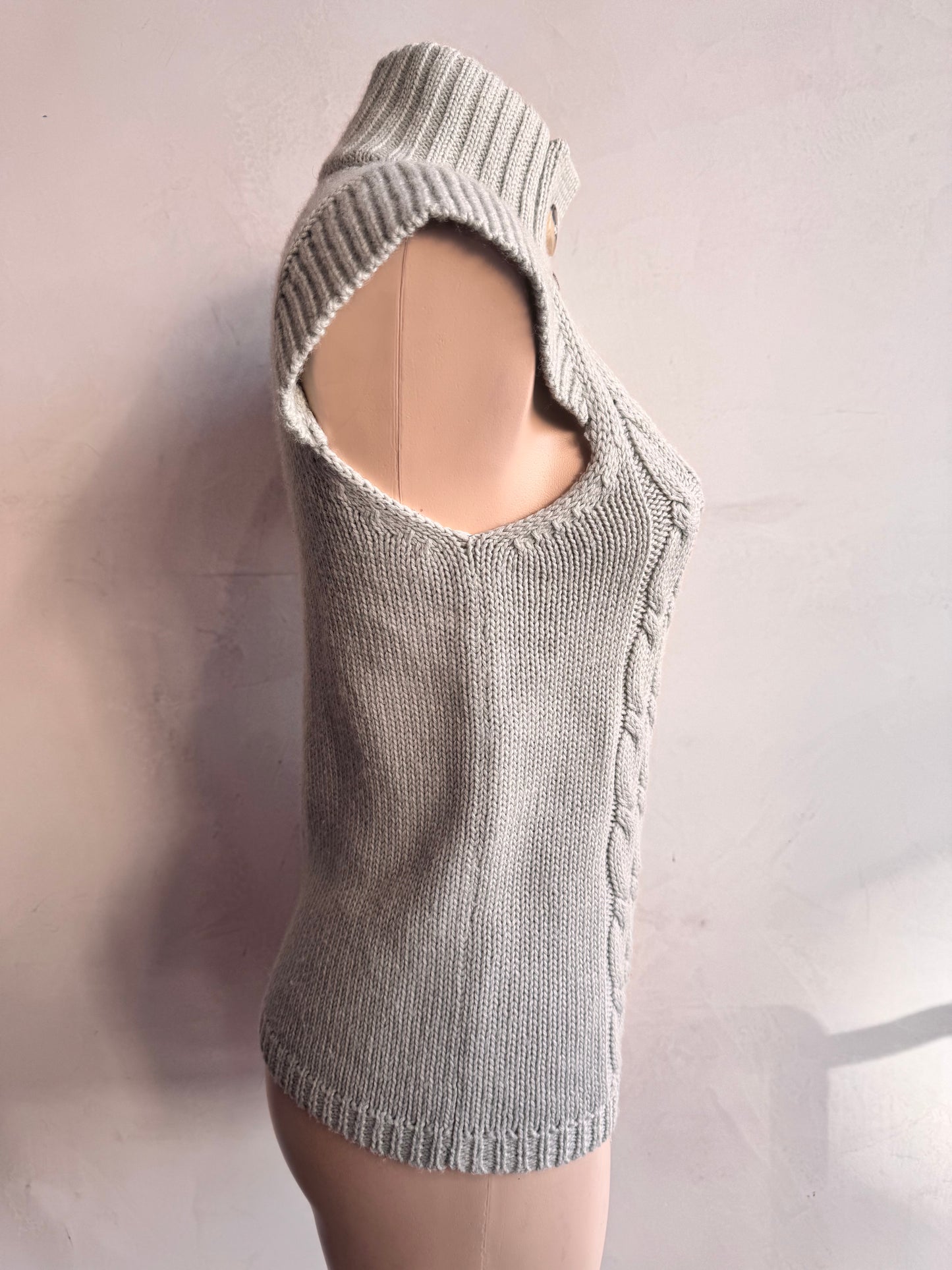 Inzagi Grey 50% wool knit top