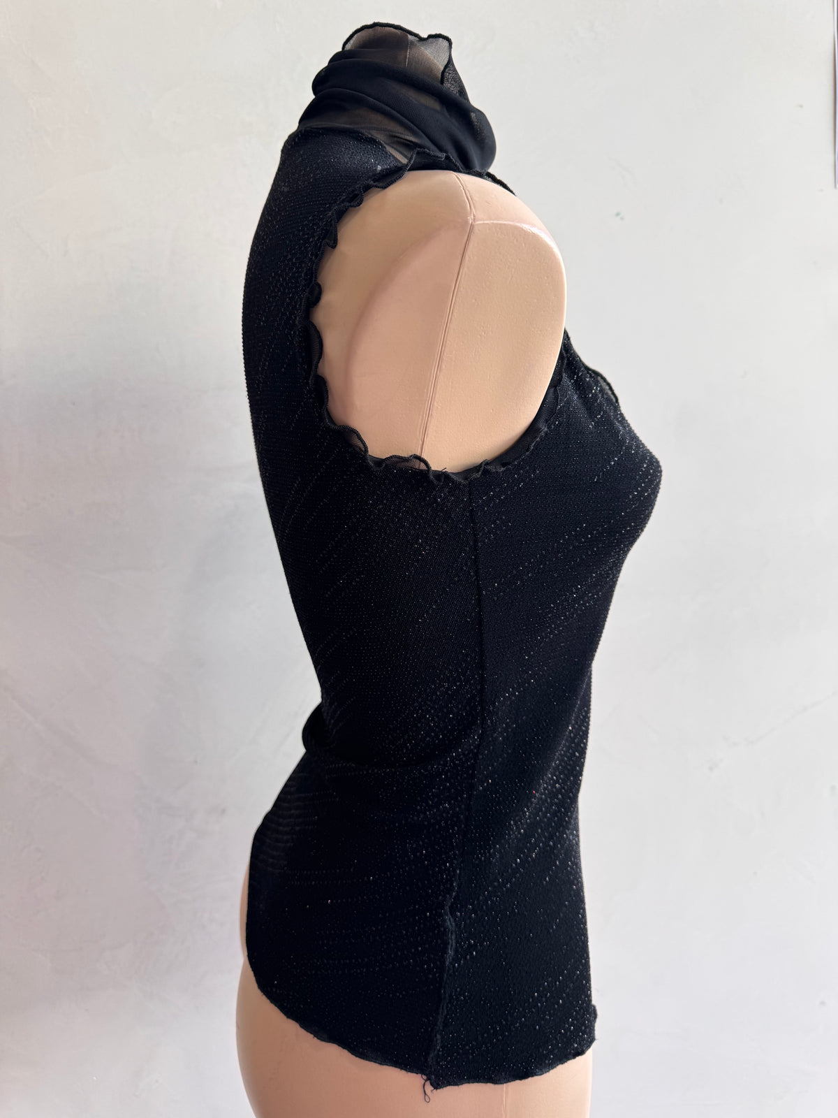 Vintage Review Black Sparkly Sleeveless Top - size 8