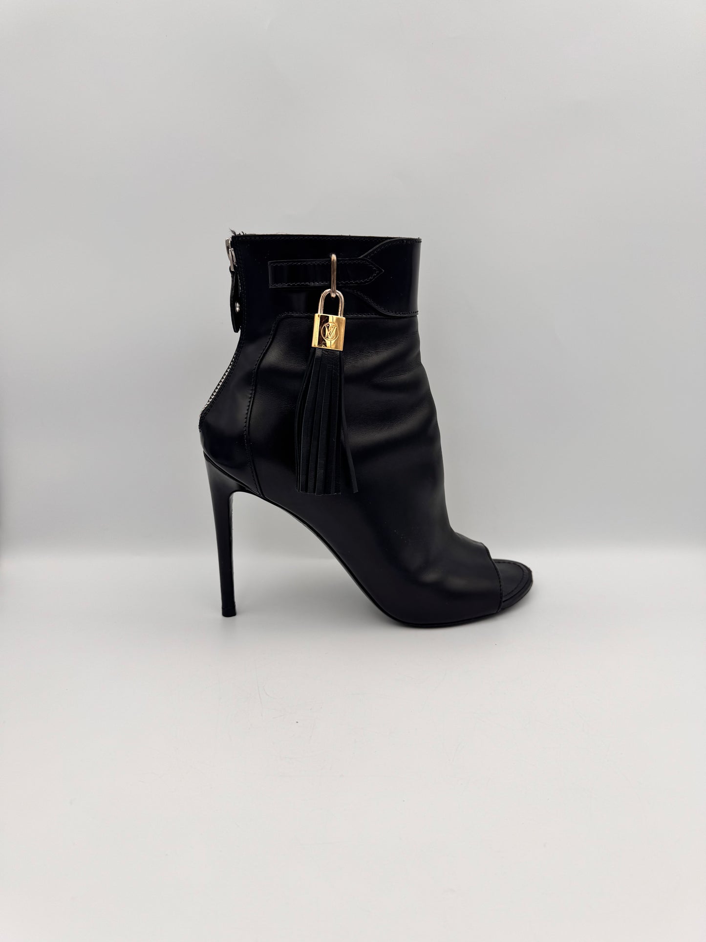 LOUIS VUITTON Black Tassel Peeptoe Booties Size 38.5