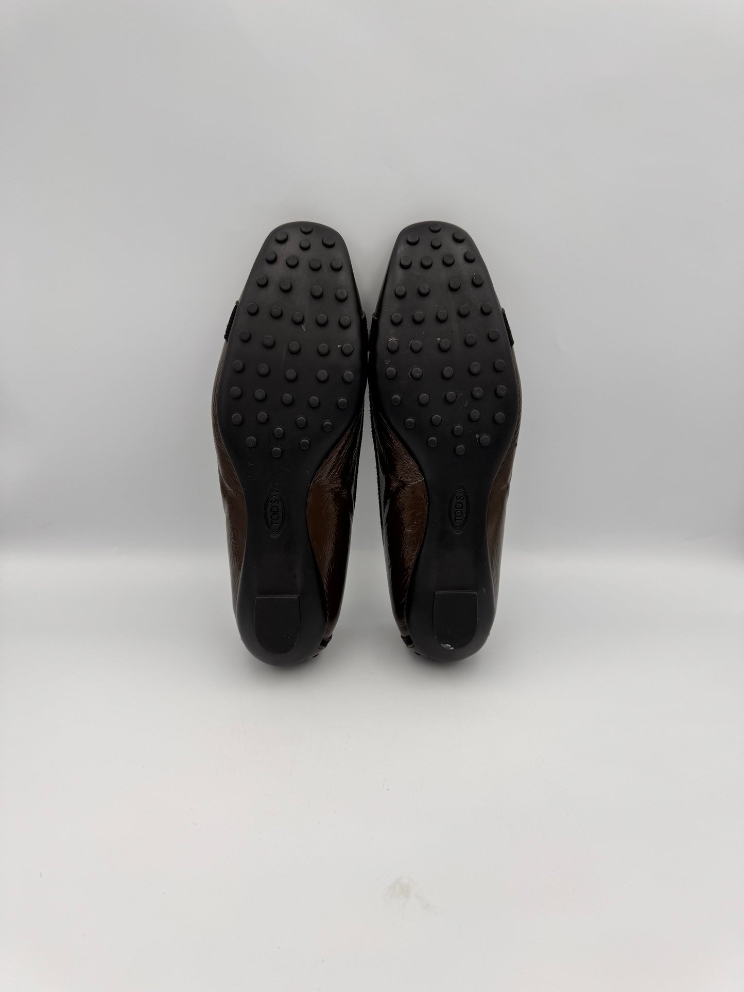 Tod’s Khaki Flats Size 36