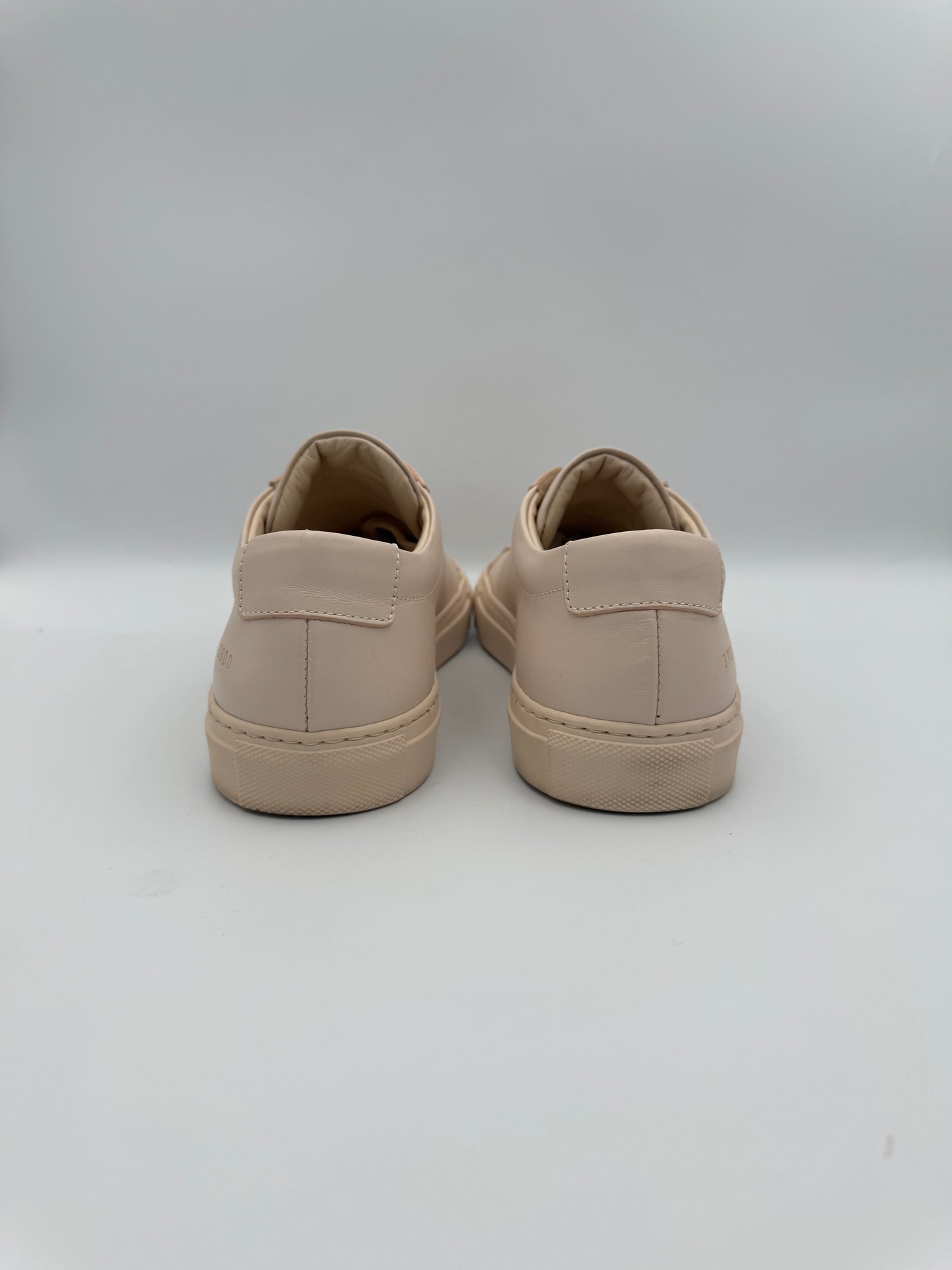 Common Projects Original Achilles Low Sneaker in Blush Size 39