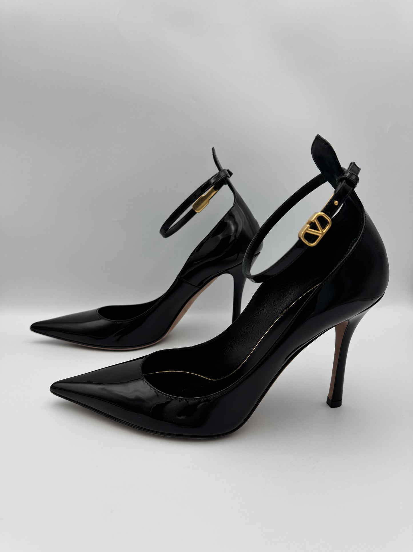 VALENTINO Ankle Strap Size 38.5