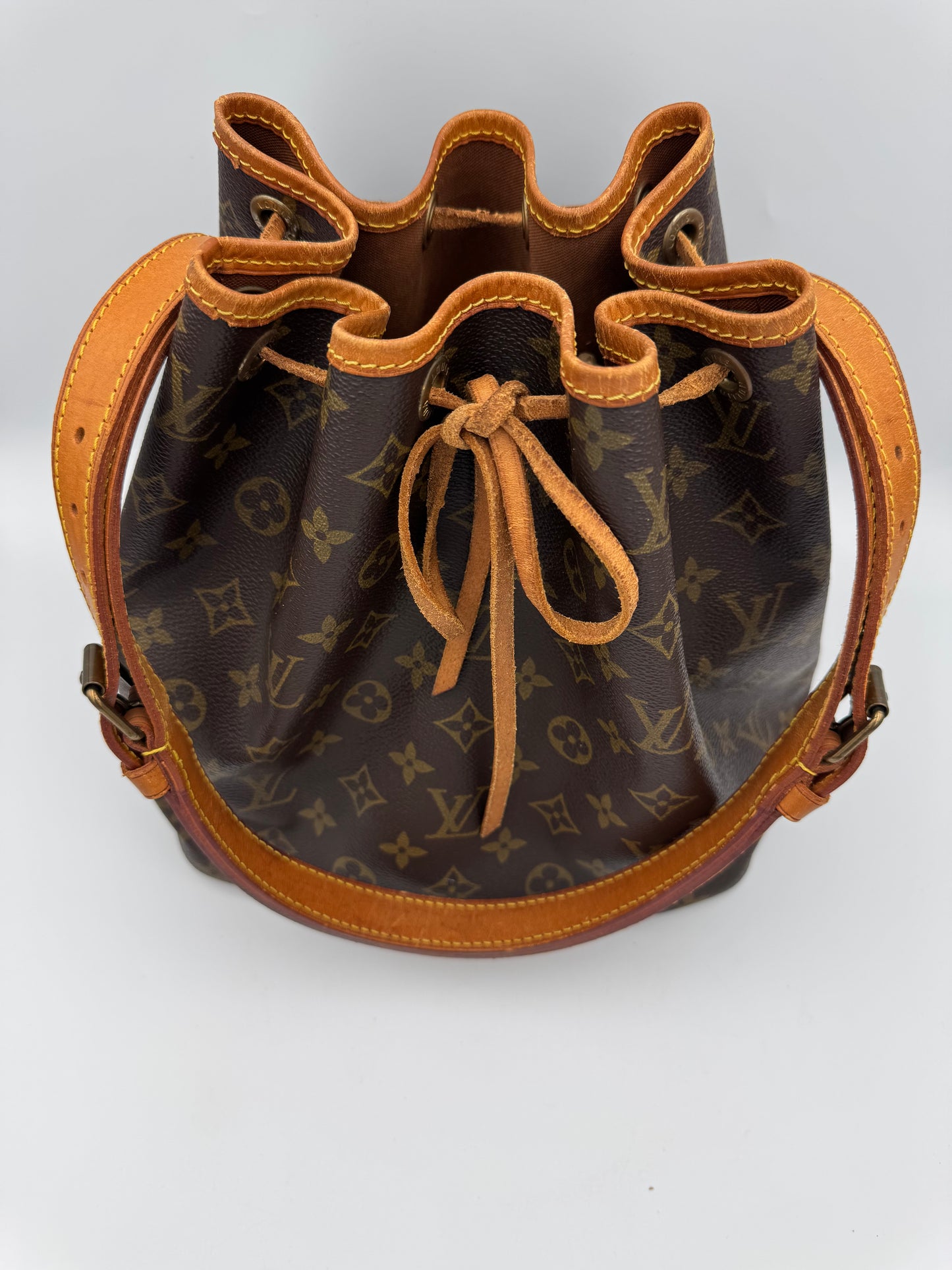 LOUIS VUITTON NOÉ bag