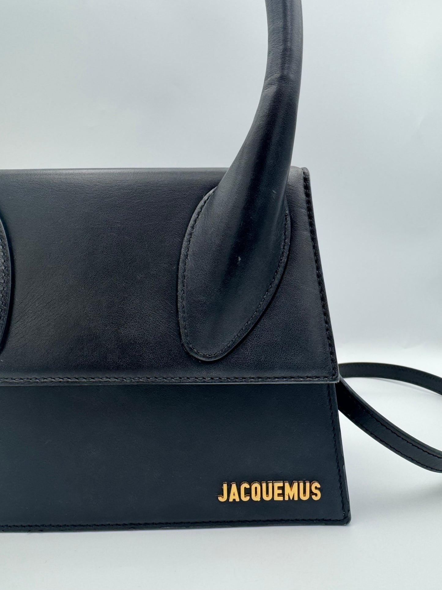 JACQUEMUS Le Grand Chiquito