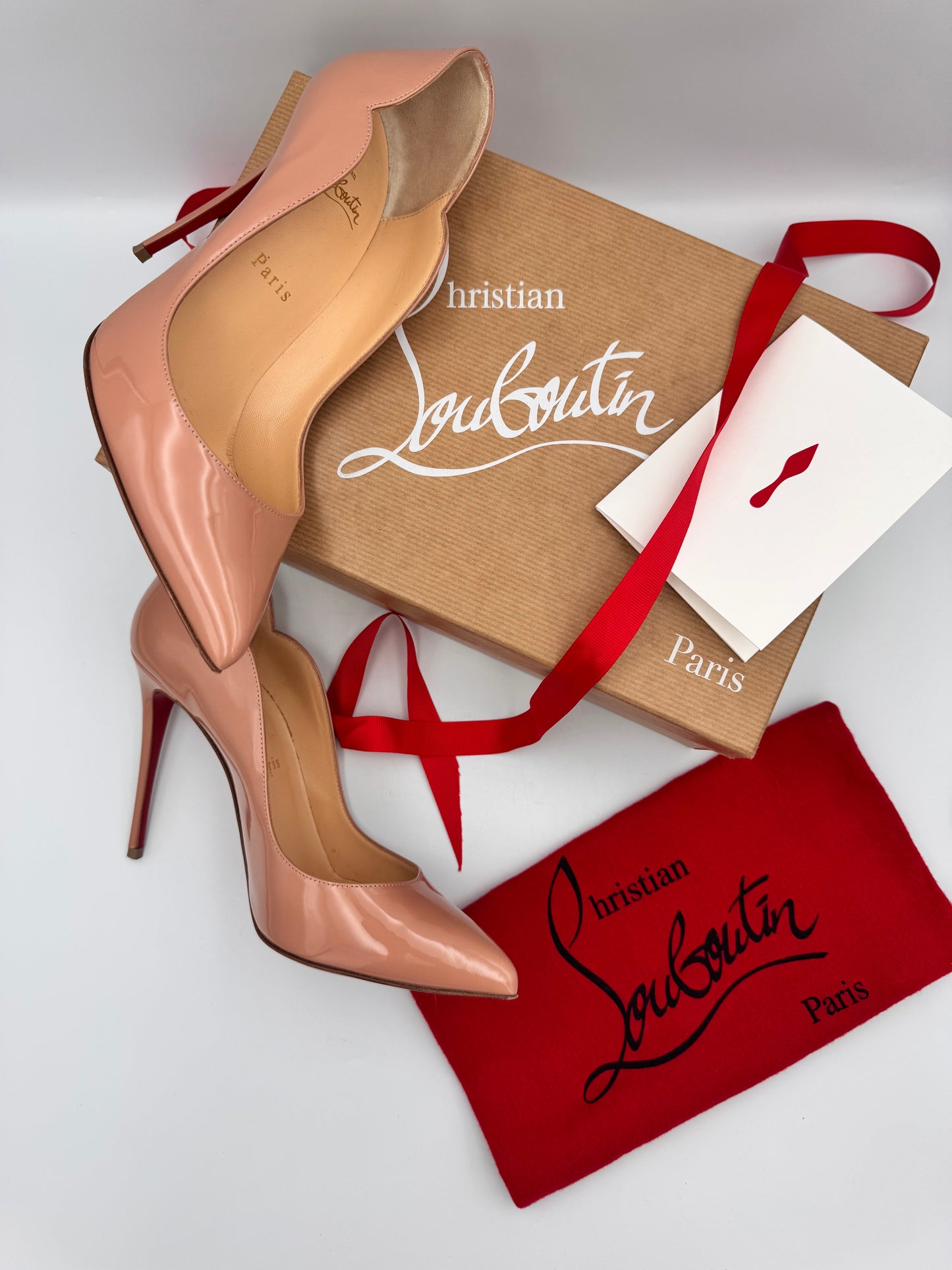 CHRISTIAN LOUBOUTIN Nude Patent Heels Size 37.5