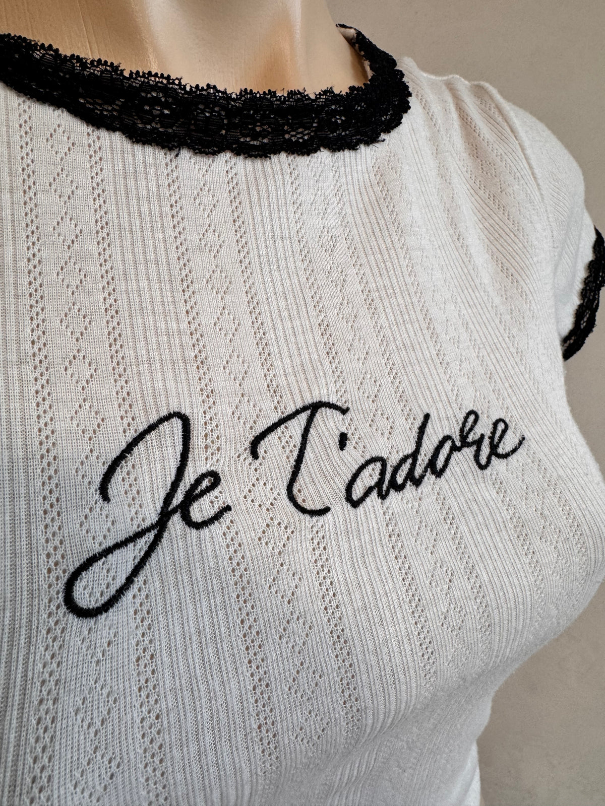 Valleygirl “Je t’adore” Baby Tshirt- size S
