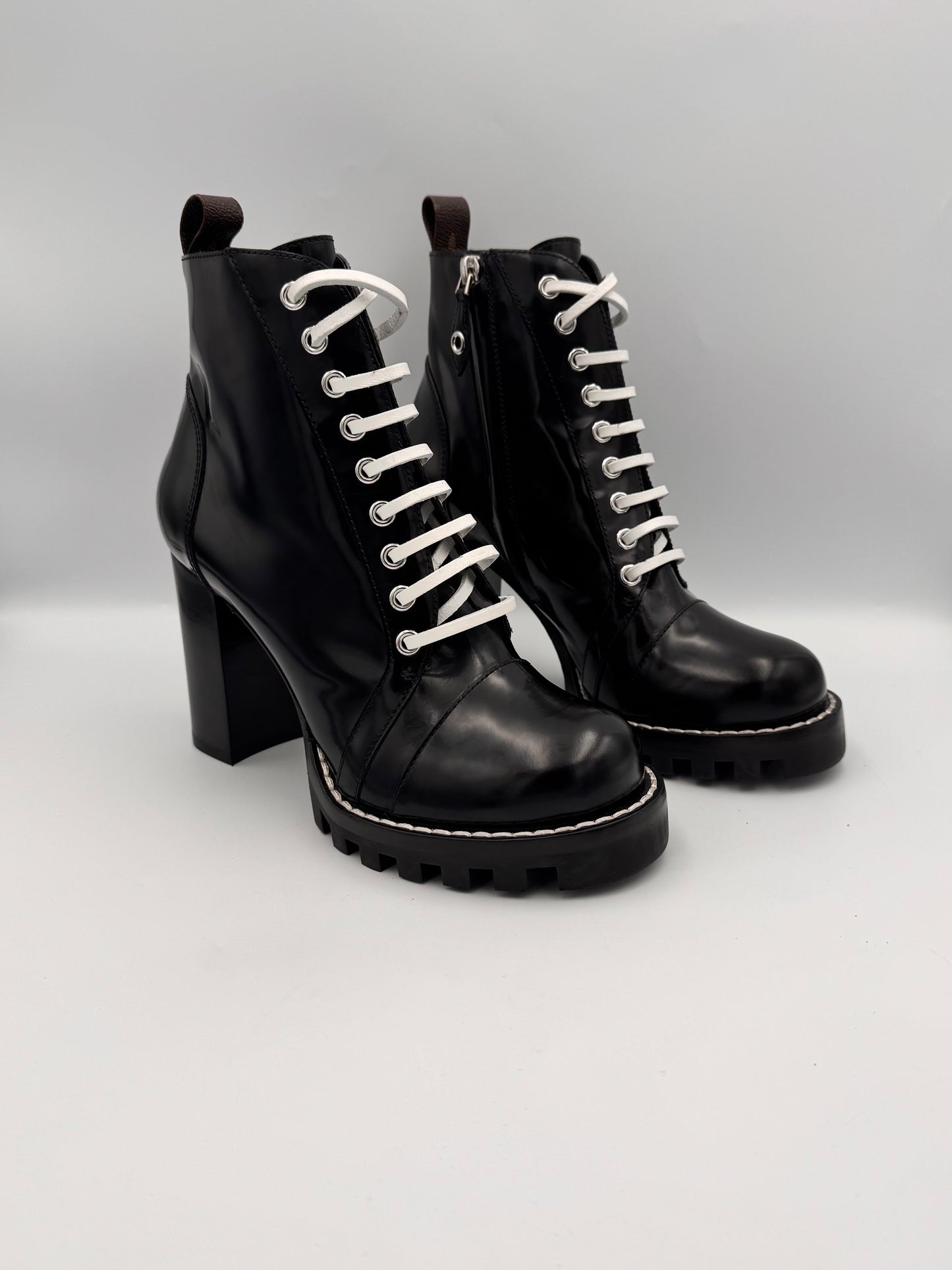 Louis Vuitton Laced Chunky Heel Boots Size 38.5