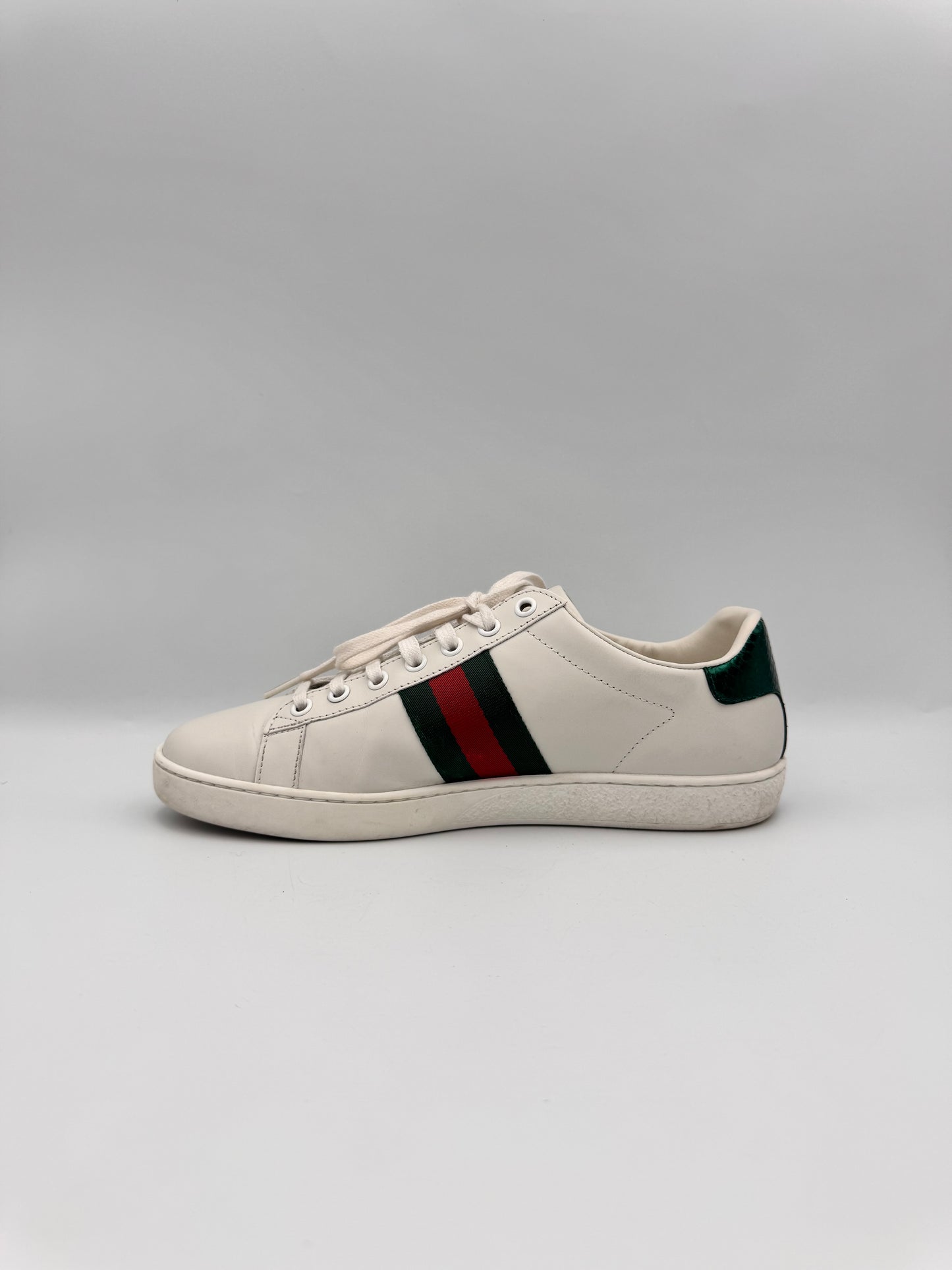 GUCCI Ace Trainer White Size 38 comes with Full Set