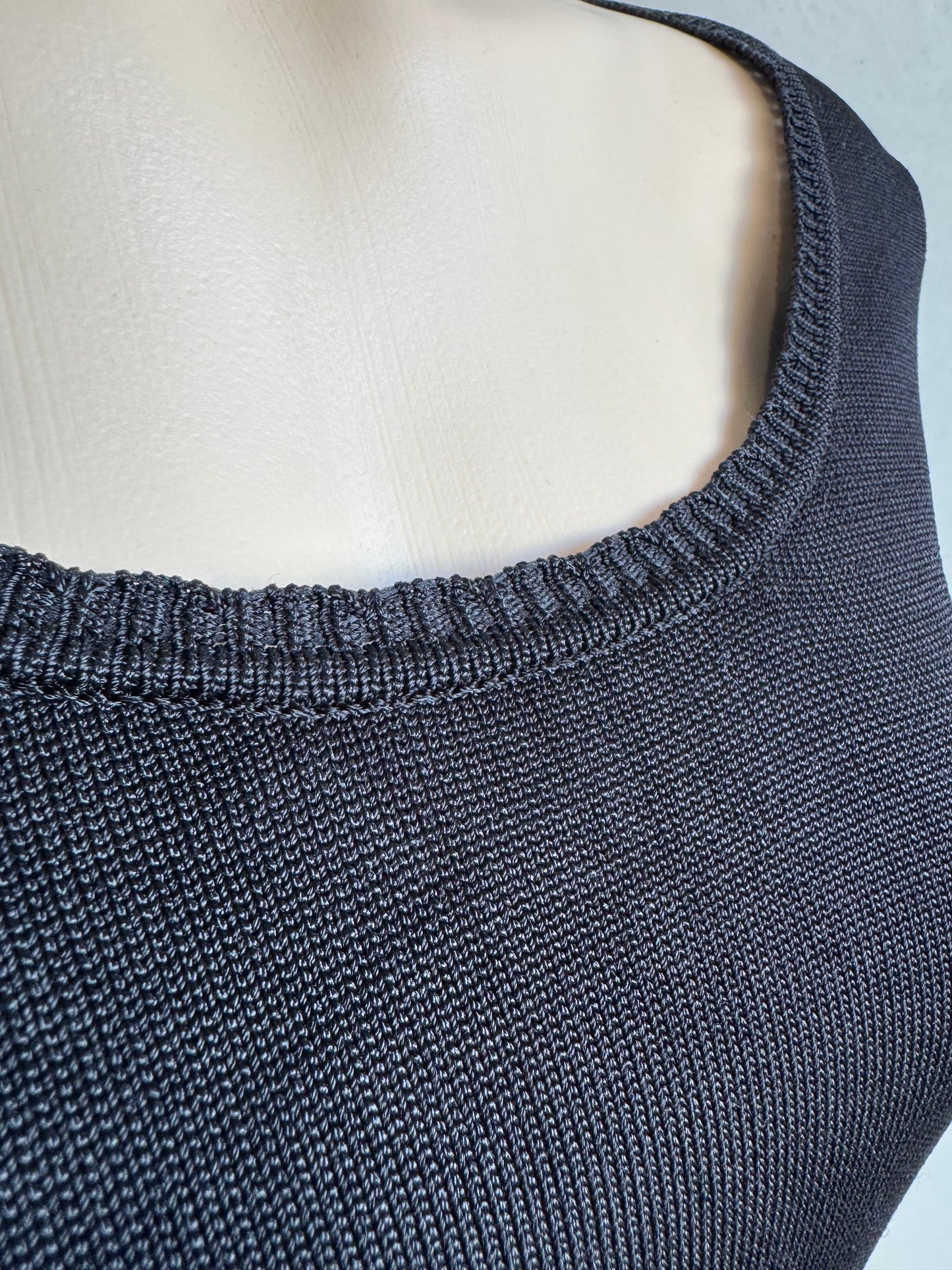 Vintage Review black Knit top size 12