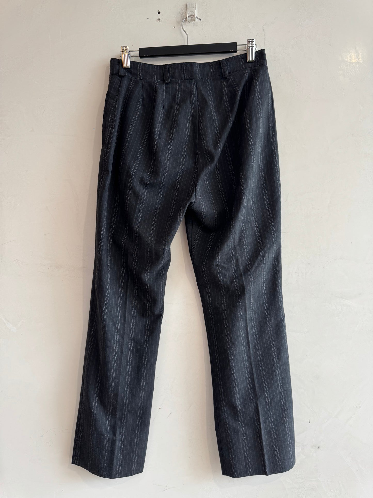 Vintage Atelier Grey Pinstriped Pants - size 12