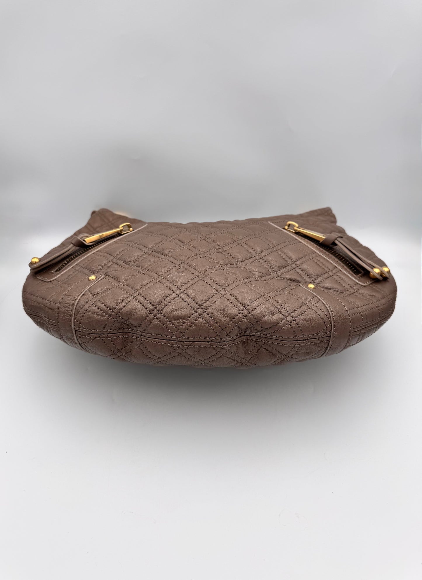 MARC JACOBS Hobo Banana Calf Leather Bag in Mouse