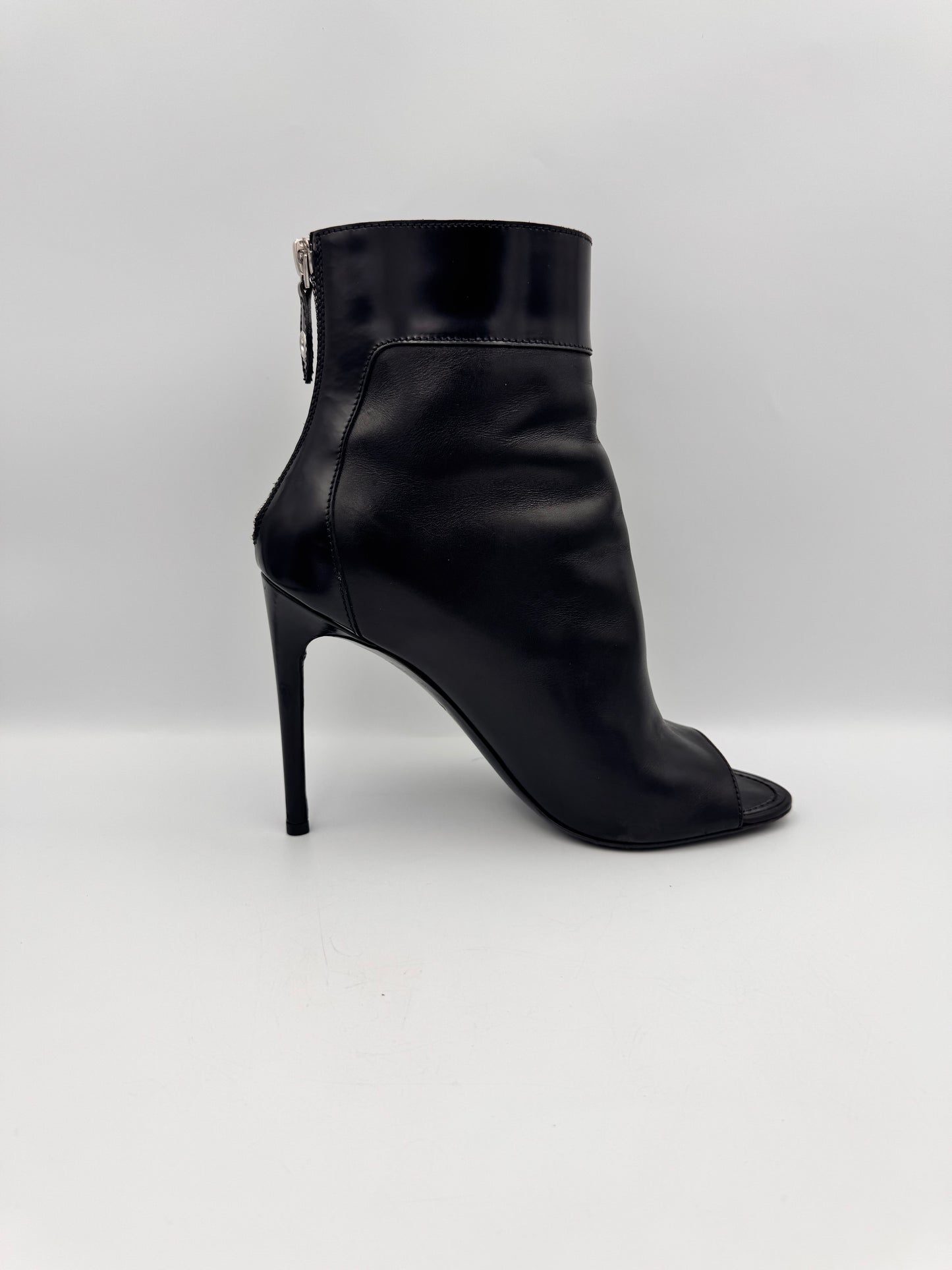 LOUIS VUITTON Black Tassel Peeptoe Booties Size 38.5