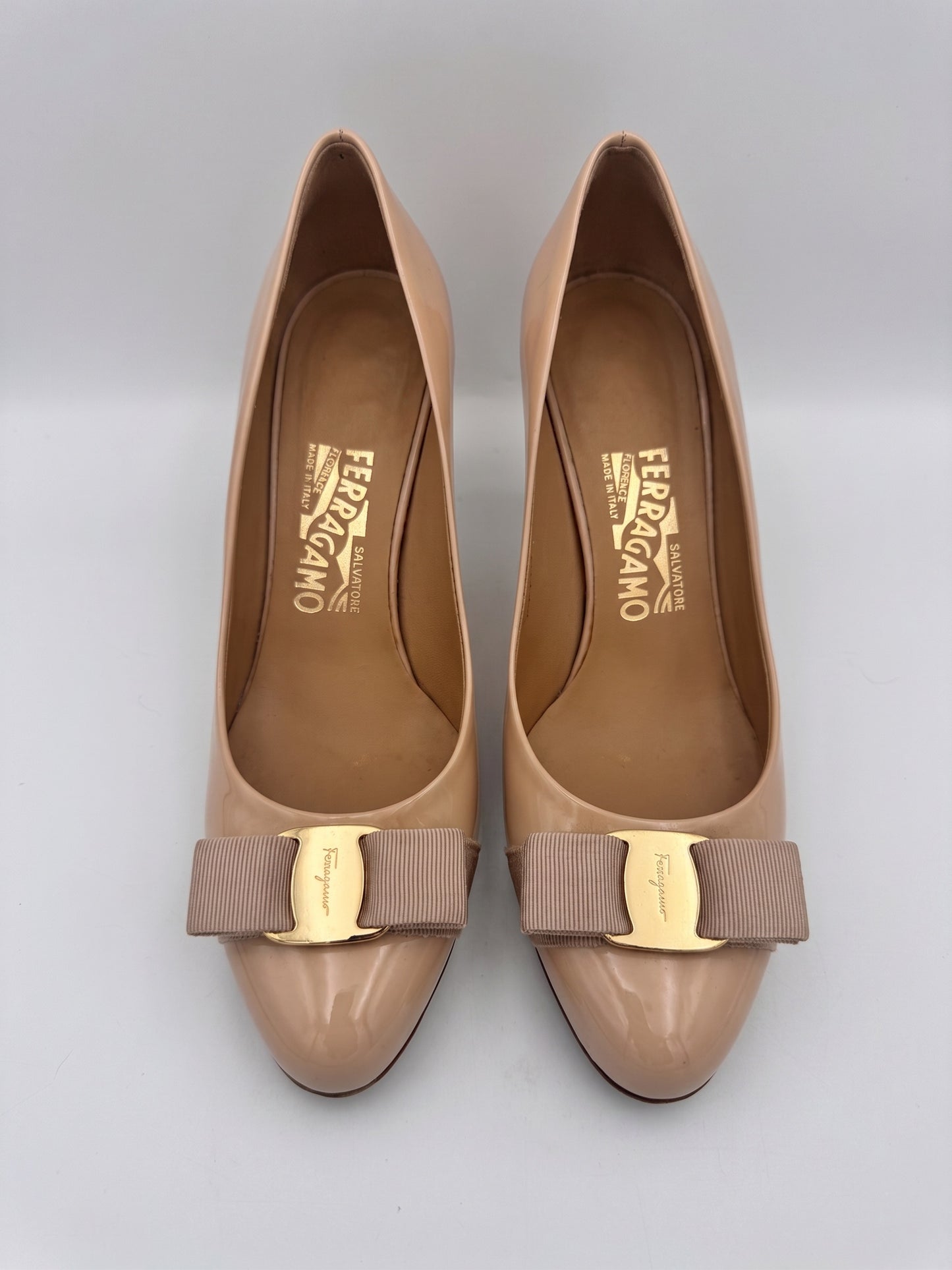 Brown Salvatore Ferragamo Carla Beige Patent Leather Pumps Size UK 5 Size