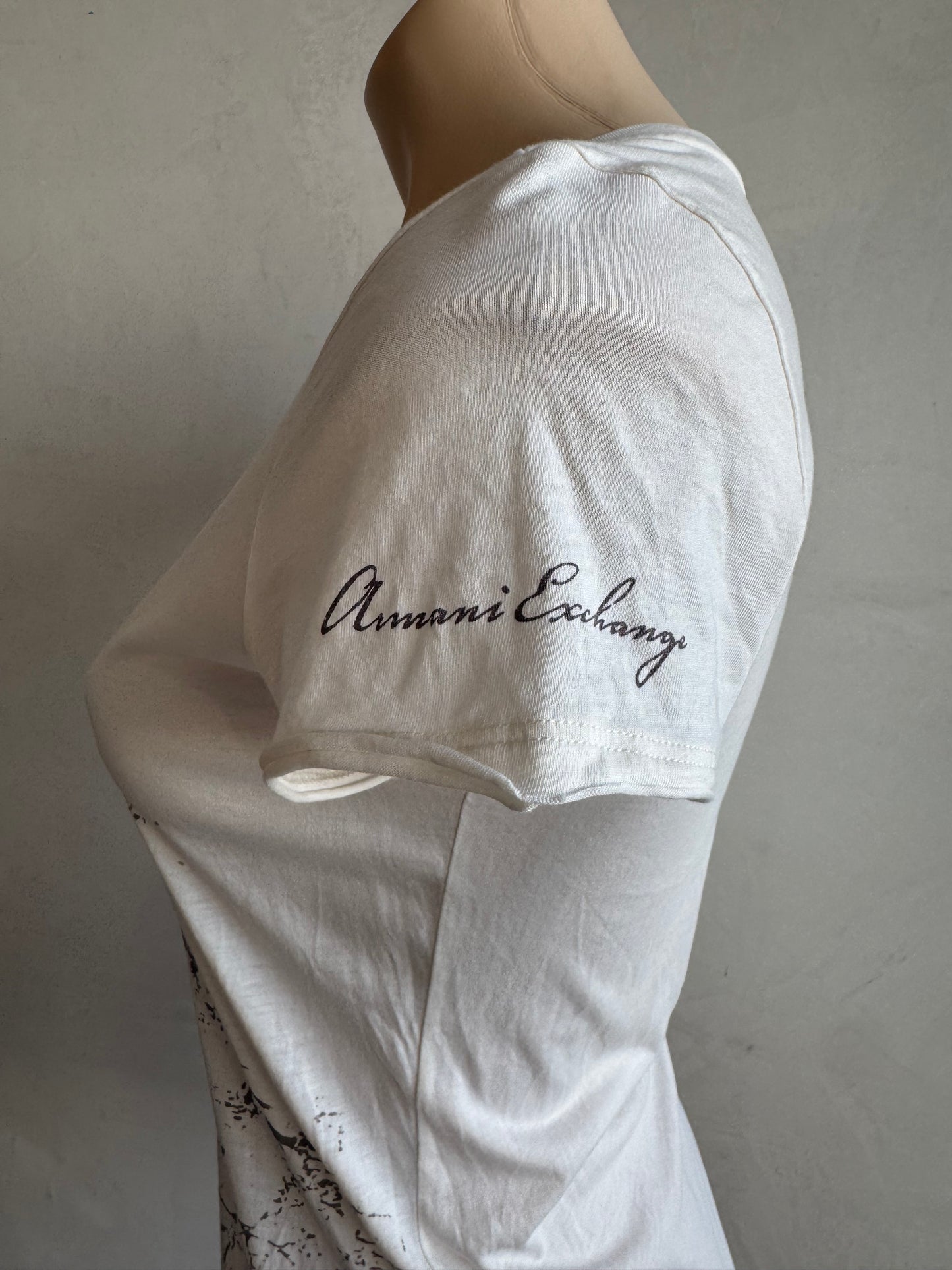 Armani Exchange T-shirt - size M