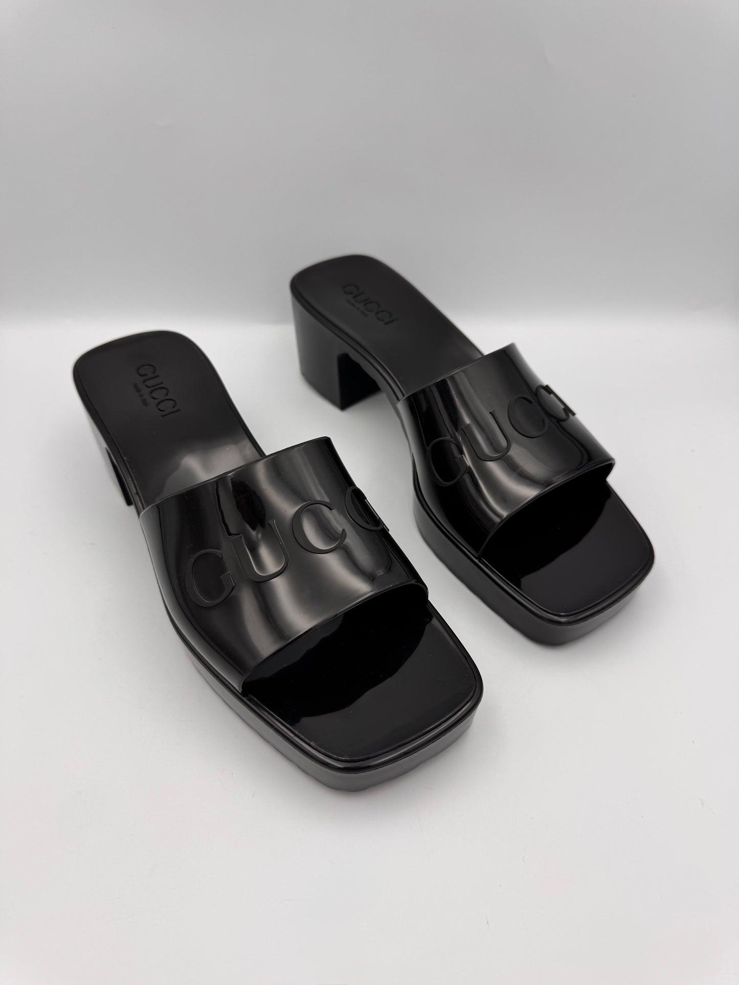 GUCCI Black Rubber Platform Sandals Size 39