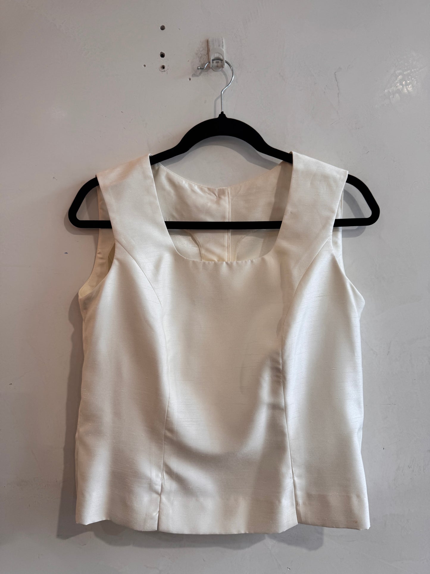 Custom Made Ivory Button Back Top - size S