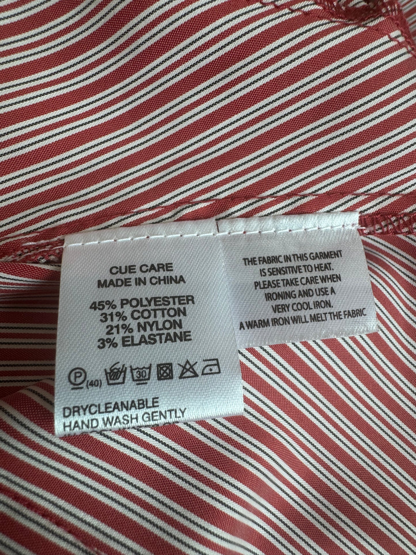 Cue Short Sleeve Red Striped Top - size 10