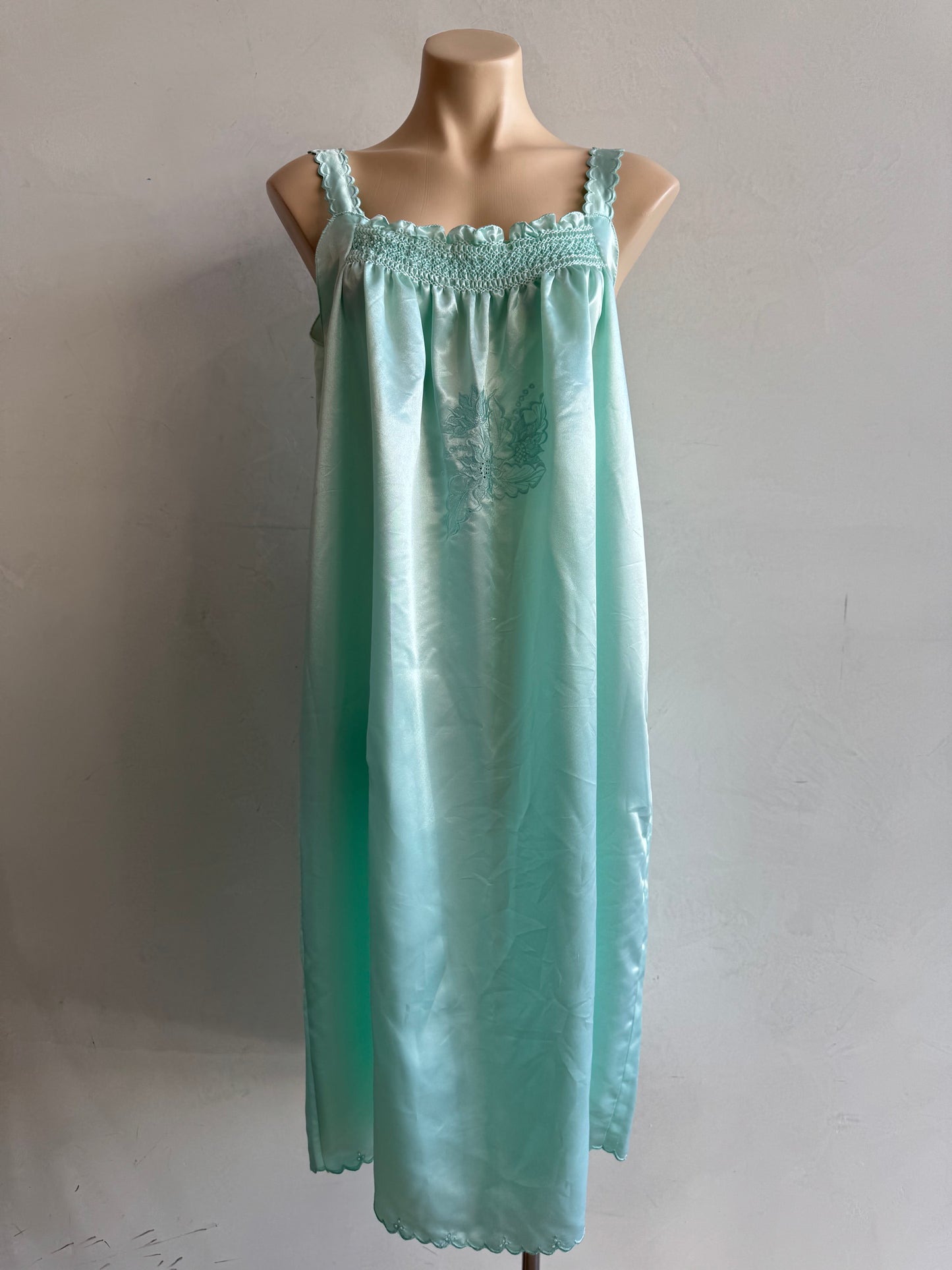 Mint green night dress - size M