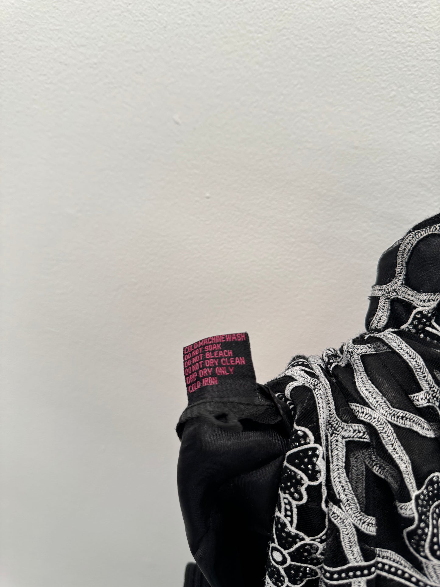 Vintage CKM black printed midi skirt - Size 16